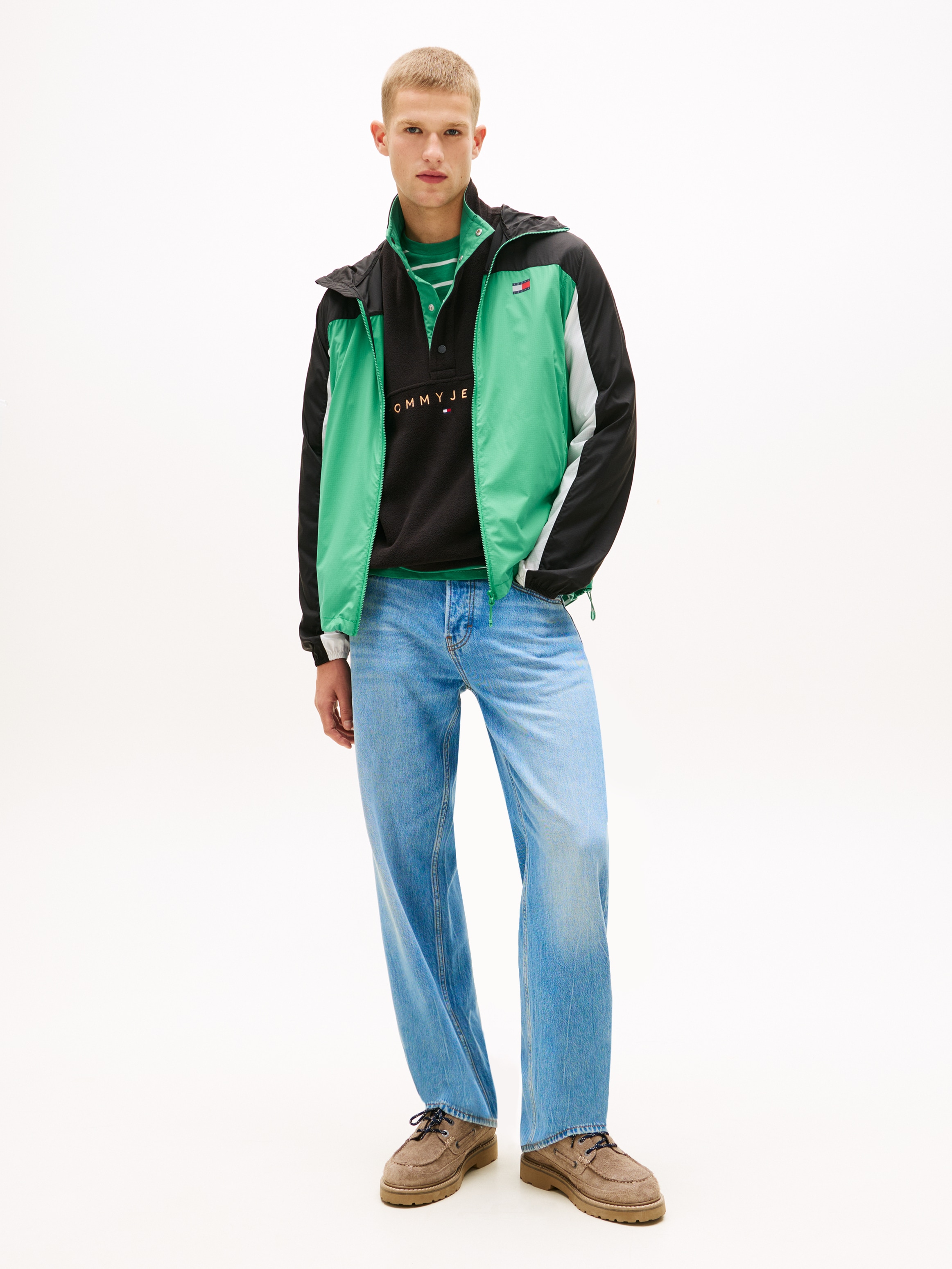 Tommy Jeans Outdoorjacke »TJM OUTDOOR SHELL« mit Kapuze Windsheeter Windjacke Packable Fahrradjacke Regular fit mit Kapuze