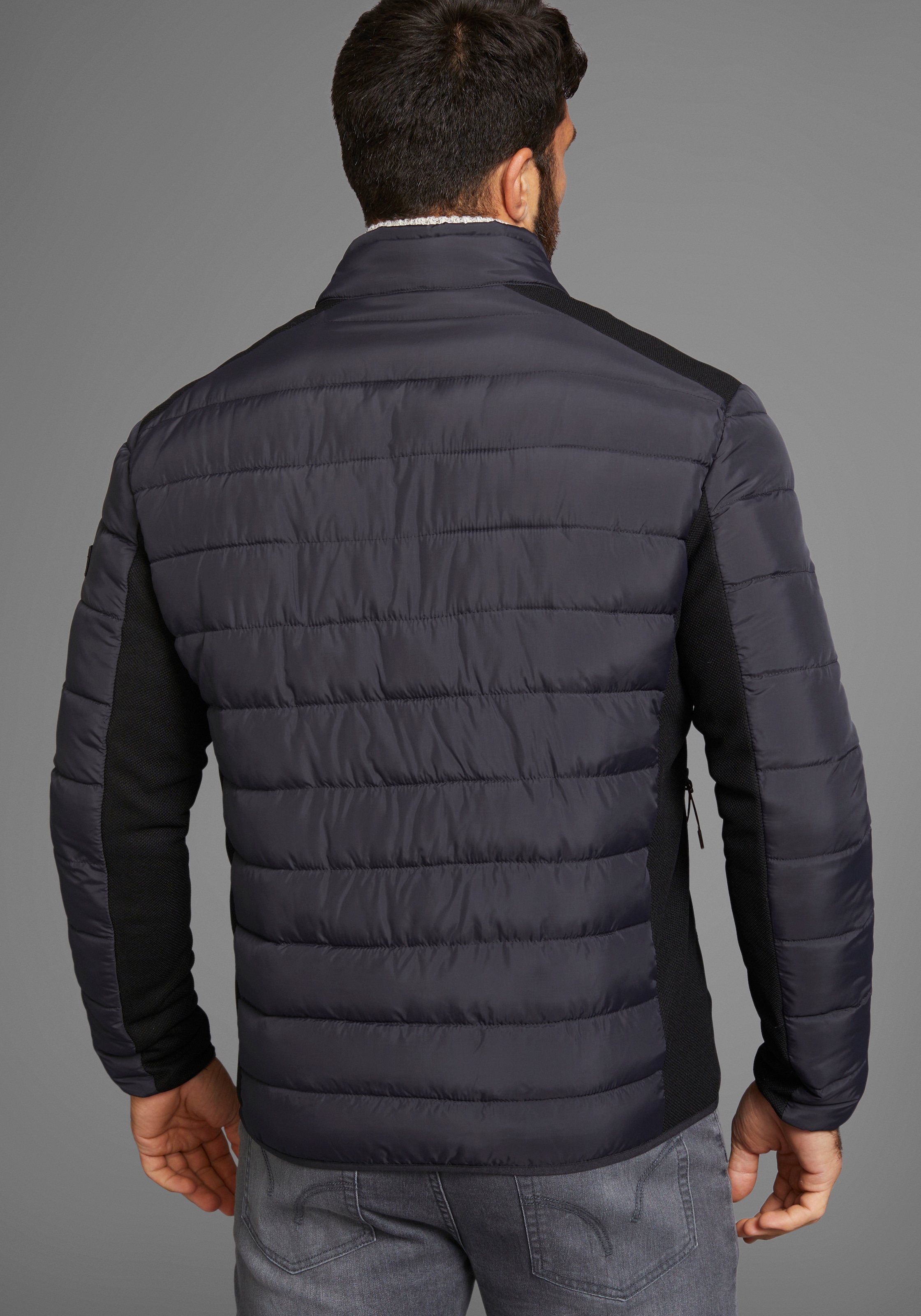 Man's World Steppjacke ohne Kapuze mit Reißverschlusstaschen,  mit Brusttasche,  mit Innentaschen