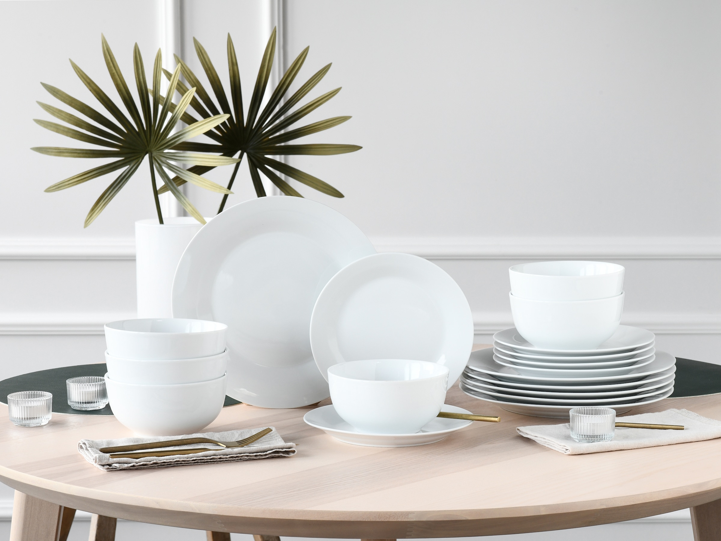 CreaTable Teller-Set »BASE Weiß, Teller Set 18-tlg.« Klassisch, Zeitlos, Der Alleskönner