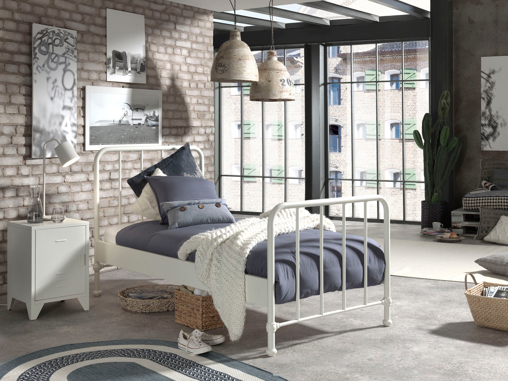 Vipack Jugendbett »Bronxx«, (Made in Europe), Metallbett