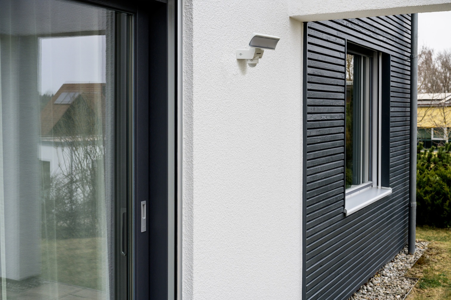 Brennenstuhl LED Wandstrahler, Leuchtmittel LED-Modul | LED fest integriert, mit Bewegungsmelder, bis zu 10 m Reichweite