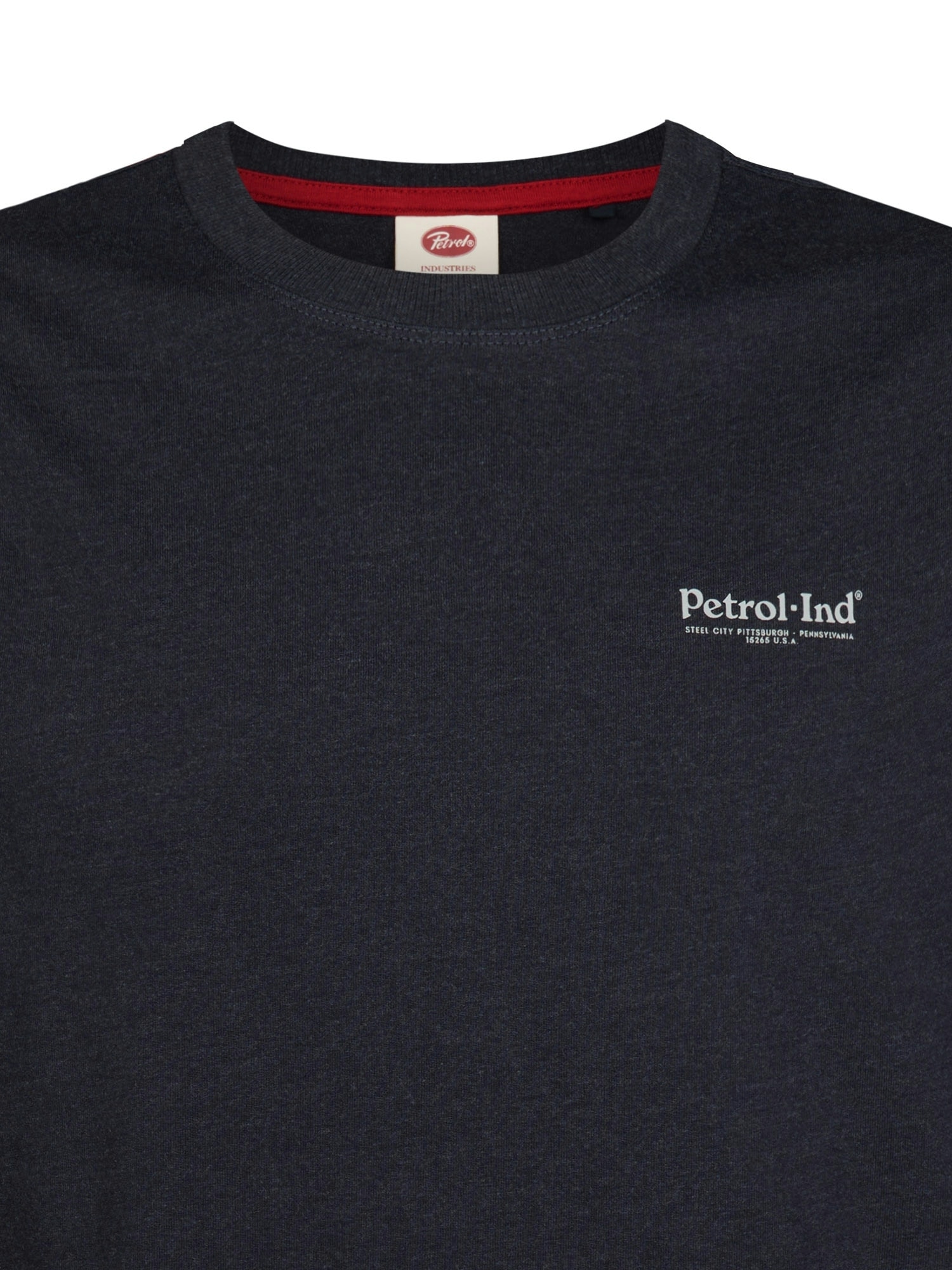 Petrol Industries Langarmshirt mit Rundhalsausschnitt, kleine Logoprägung