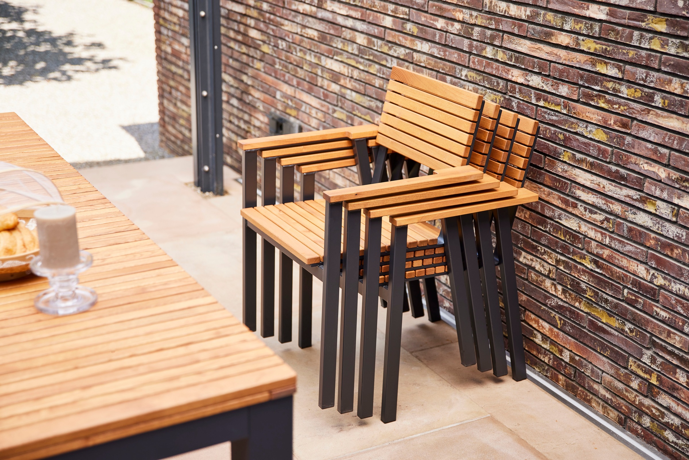 Siena Garden Gartenstuhl »»Bozen« Aluminium mit Robinienholz«, 100% FSC, stapelbar