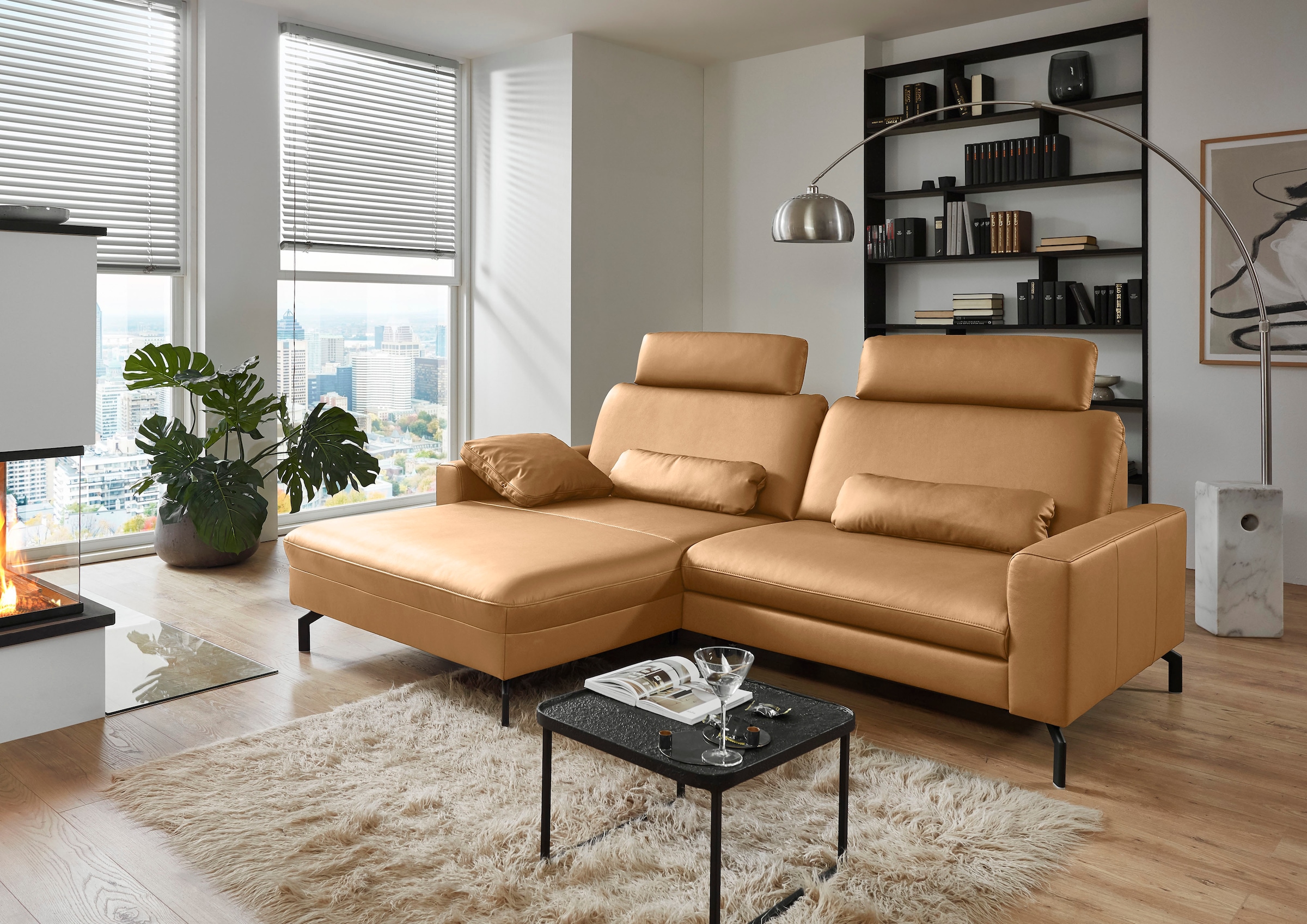 Die PlanBar Ecksofa »PN-EM20028 L-Form mit Kopfstützen« wahlweise mit motorischem Canape