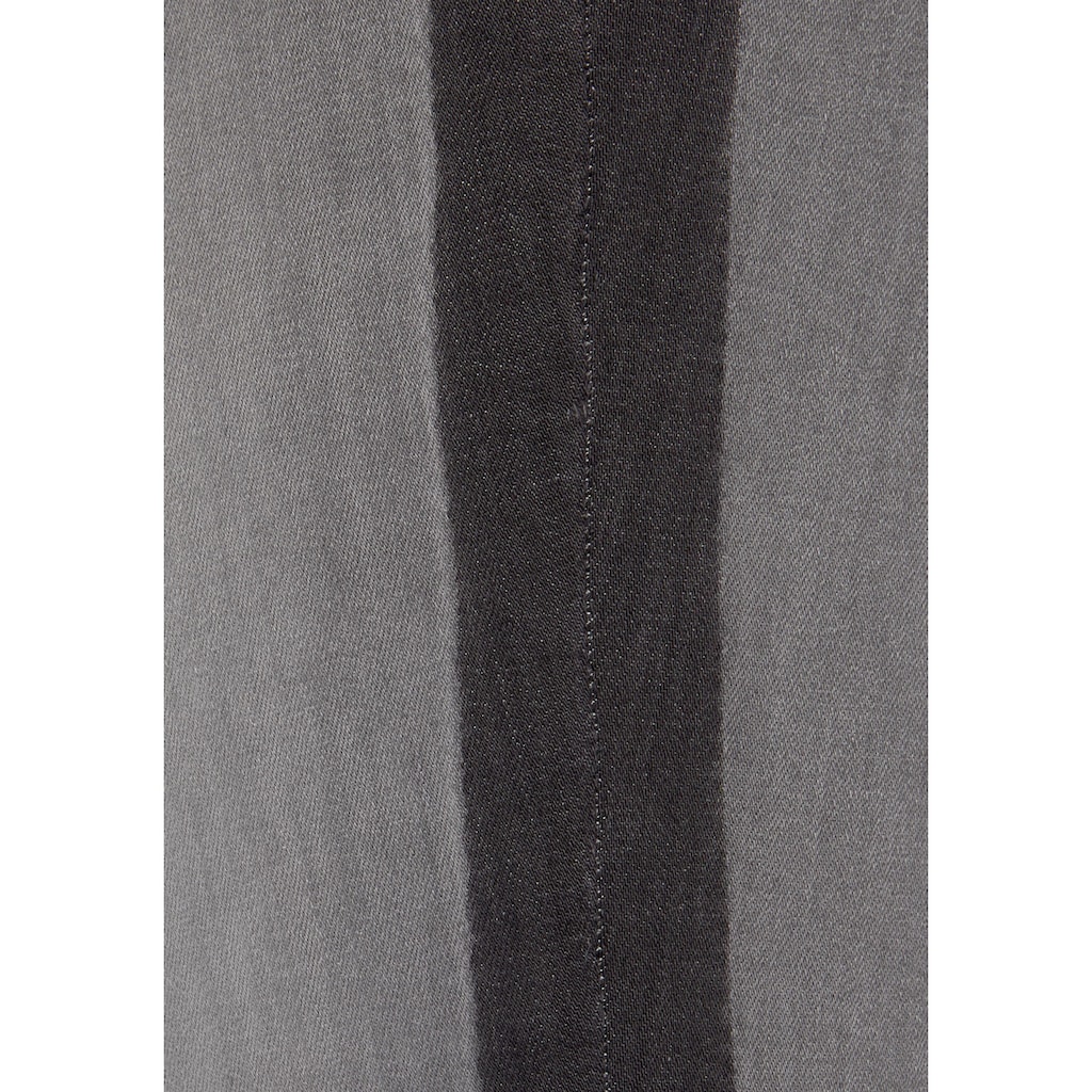 Buffalo Skinny-fit-Jeans, mit seitlichem Streifen