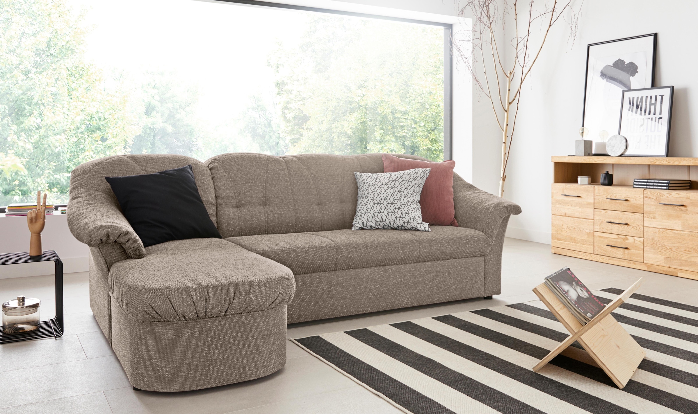 DOMO collection Ecksofa »Pegnitz, elegante Rückensteppung, kompakte Stellma günstig online kaufen