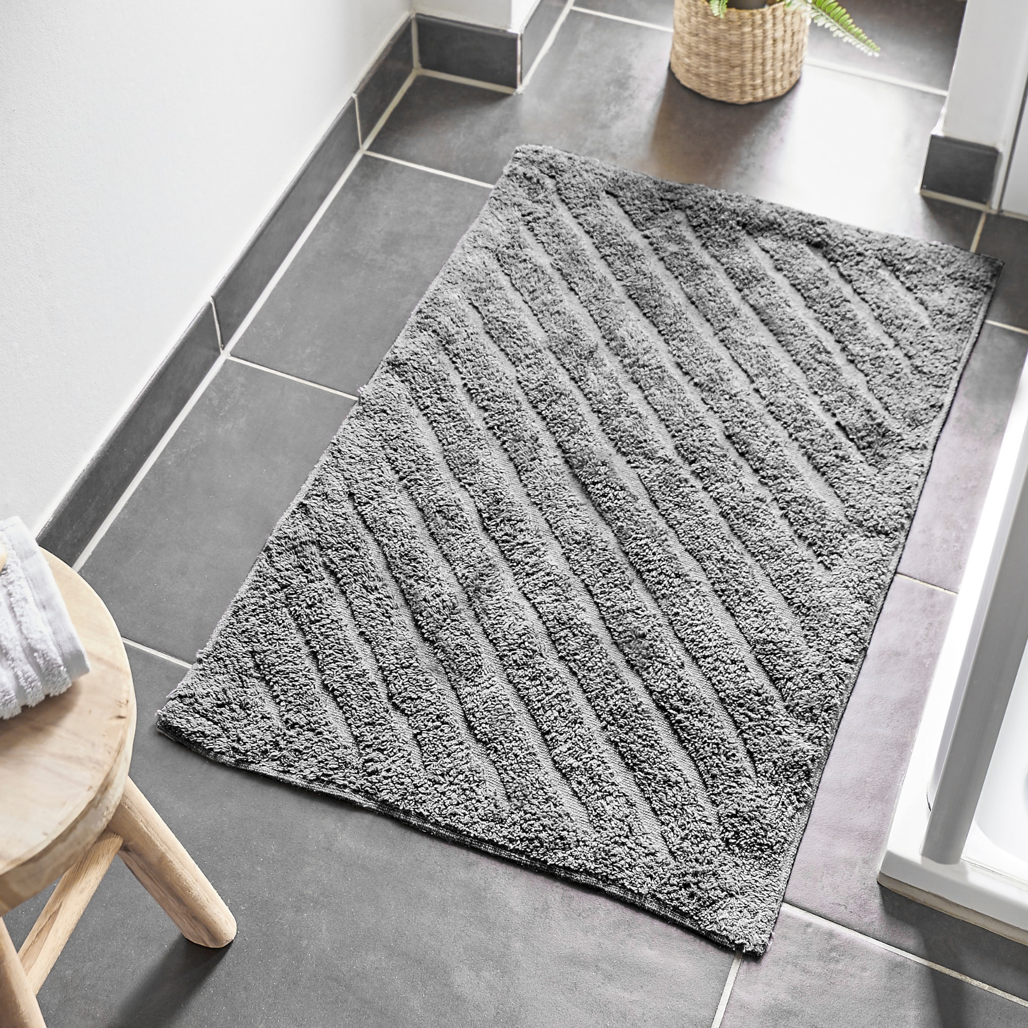 Andiamo Badematte »Havanna, 50x80 cm«, fußbodenheizungsgeeignet-schnell trocknend, Badteppich, Uni Farben, Hoch-Tief Effekt, verschiedene Designs
