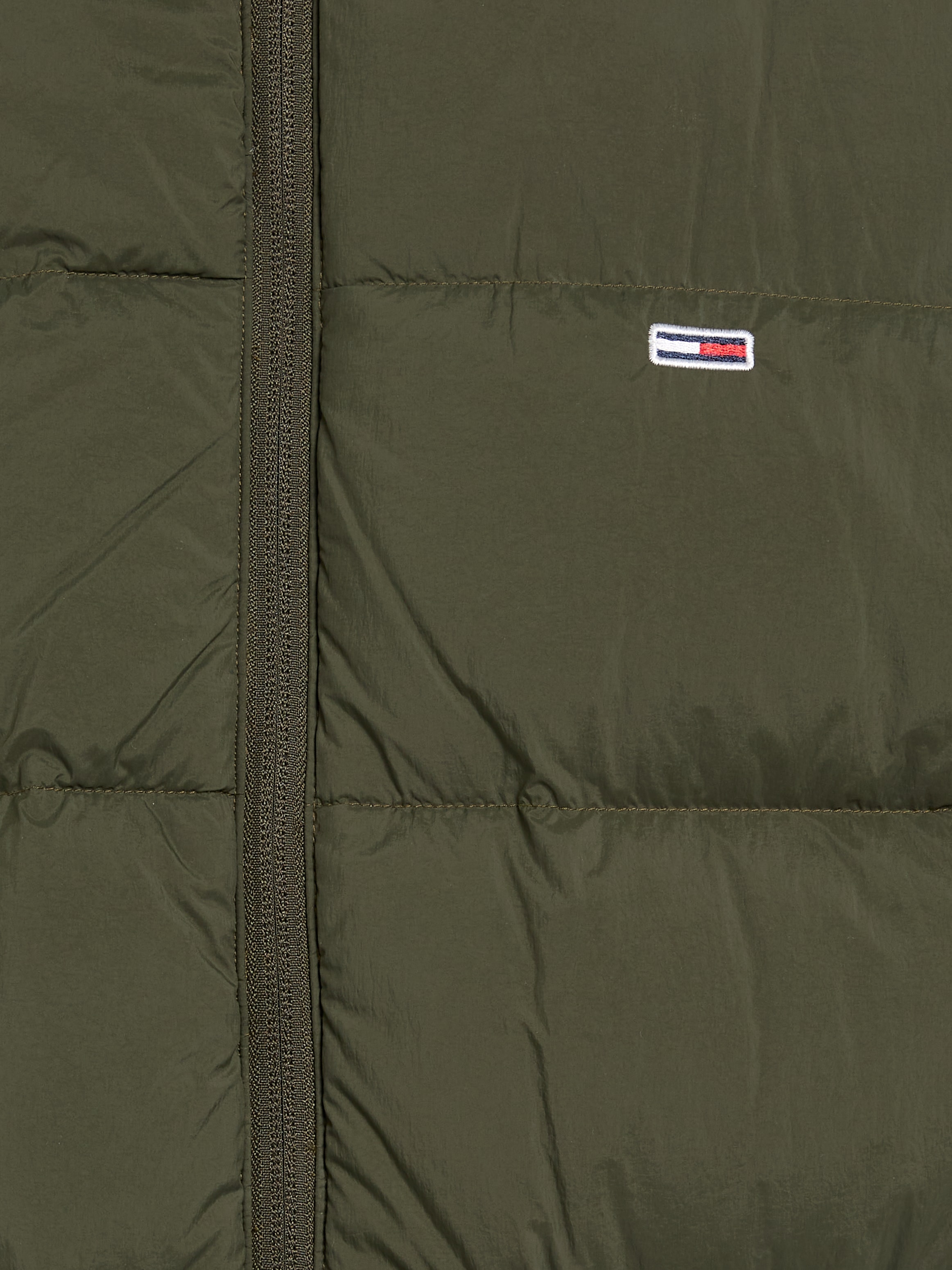 Tommy Jeans Steppjacke »TJM LIGHT DOWN JACKET«, mit Logostickerei