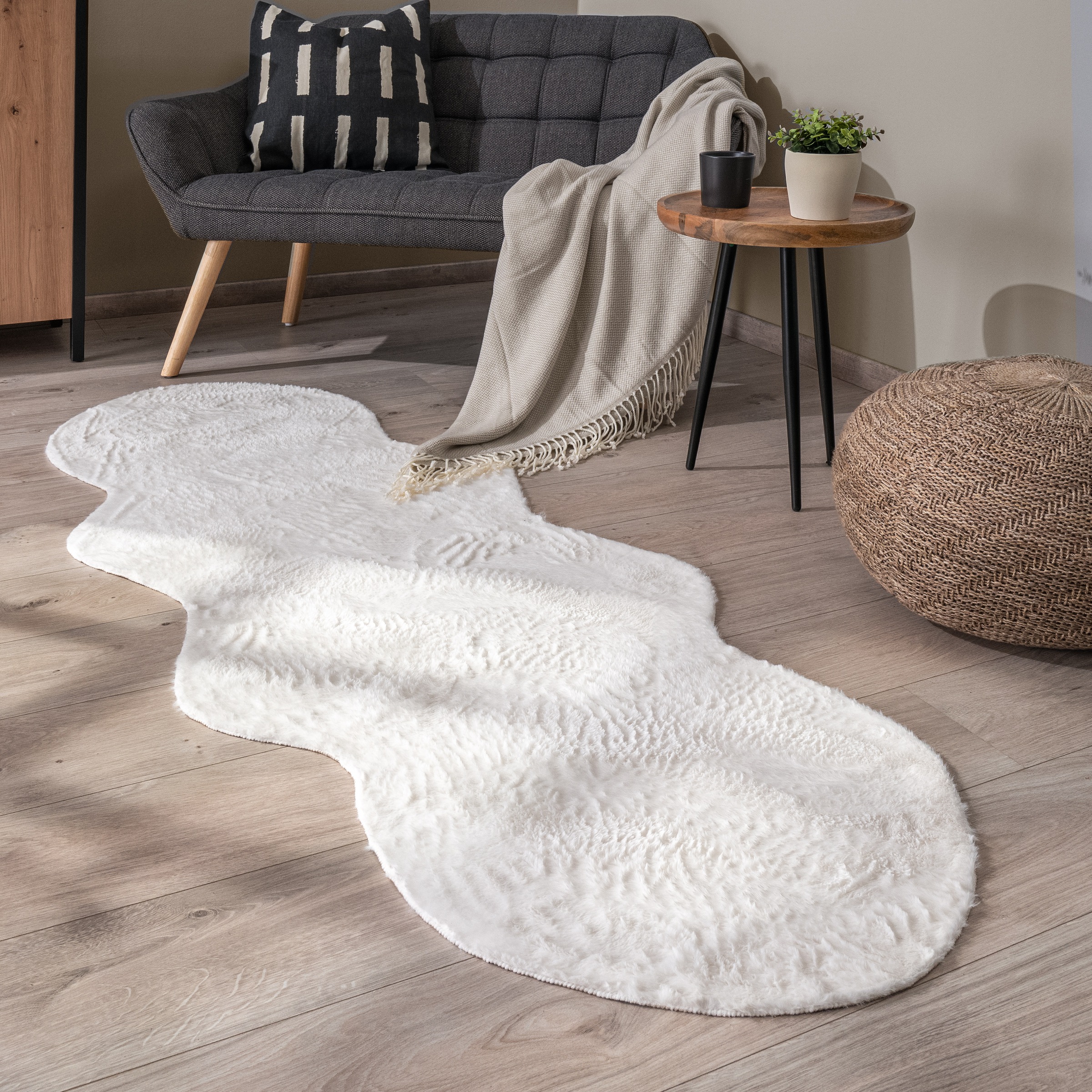 Paco Home Fellteppich »Pelt 640«, fellförmig, 16 mm Höhe, Kunstfell, Uni Fa günstig online kaufen