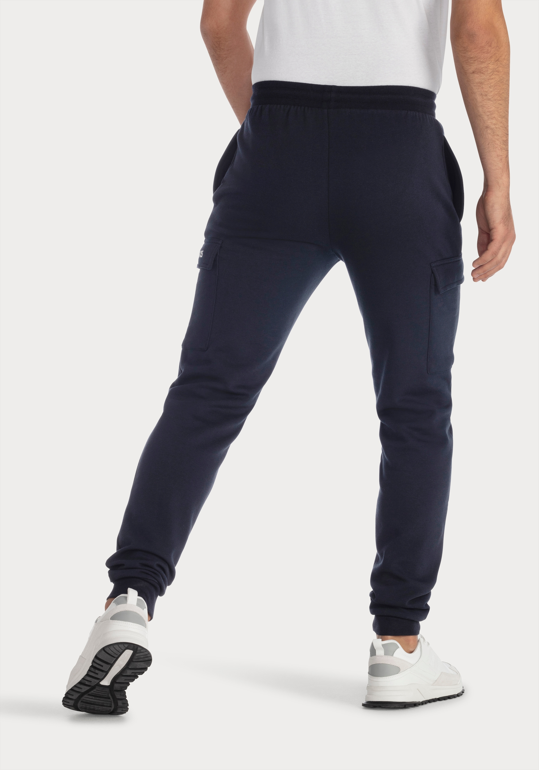 KangaROOS Sweathose, Jogginghose mit Kordel, Relaxhose leichte Sweat-Qualtität