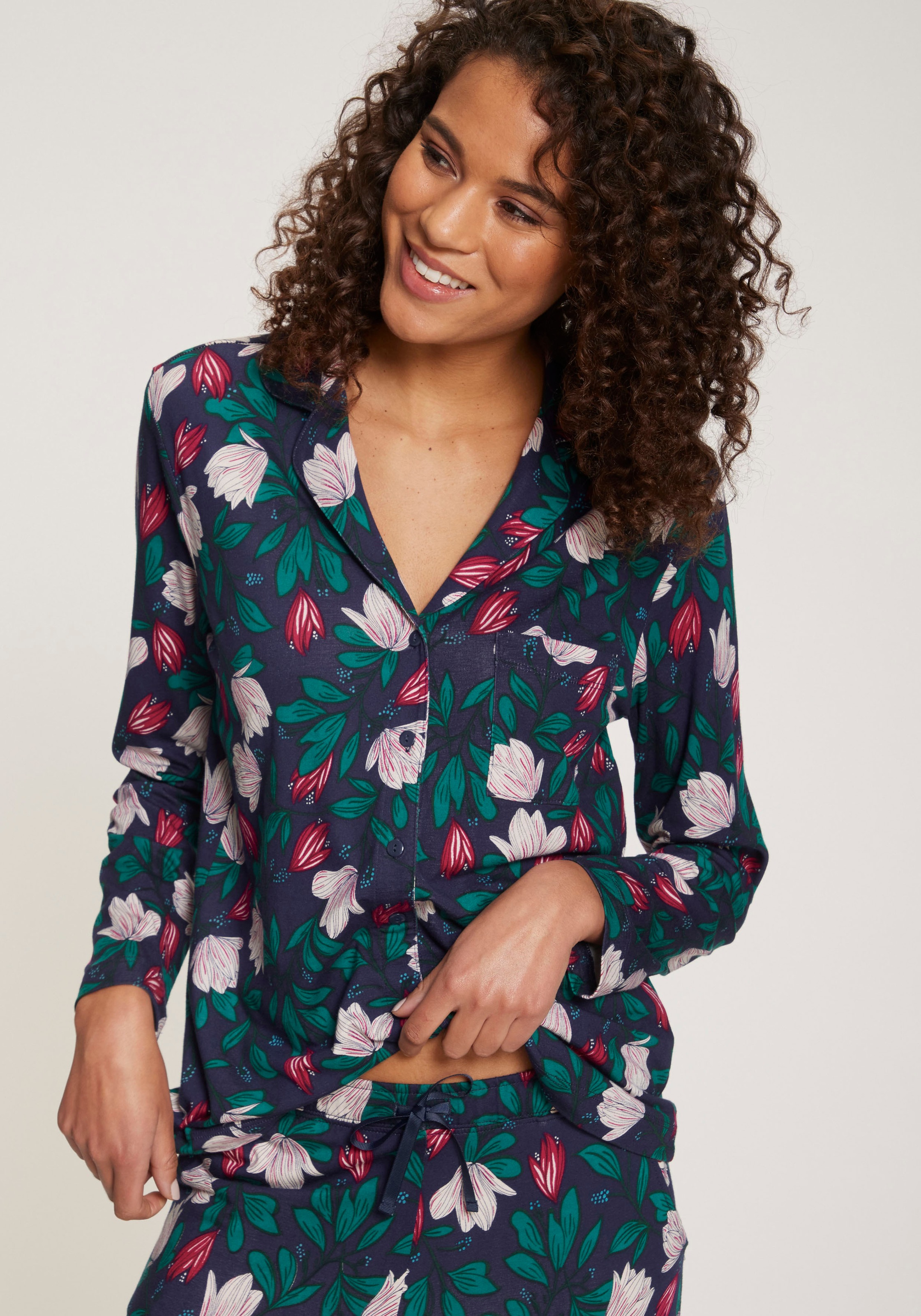 s.Oliver Pyjama, (Set, 2 tlg.), im klassischen Stil