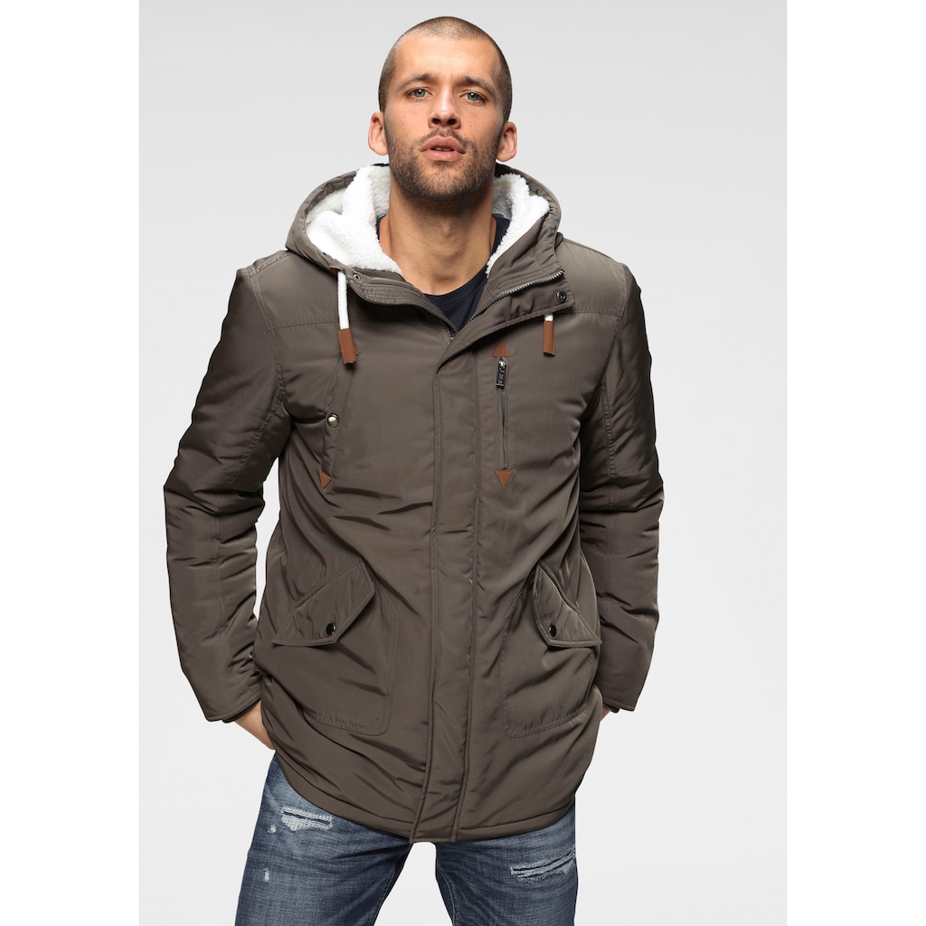 Bruno Banani Winterjacke, mit Kapuze