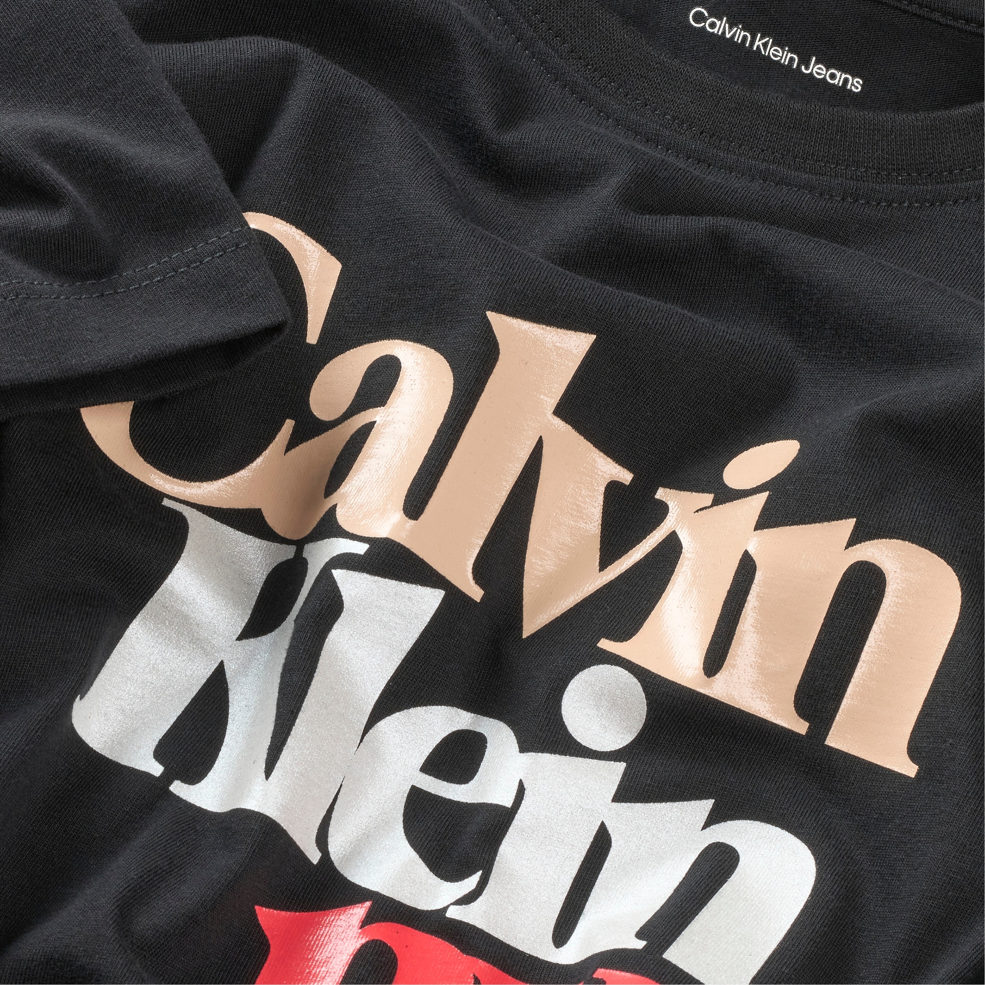 Calvin Klein Jeans T-Shirt »PEARL SIGNATURE NYC REGULAR TEE«, für Kinder bis 16 Jahre, mit großem Druck