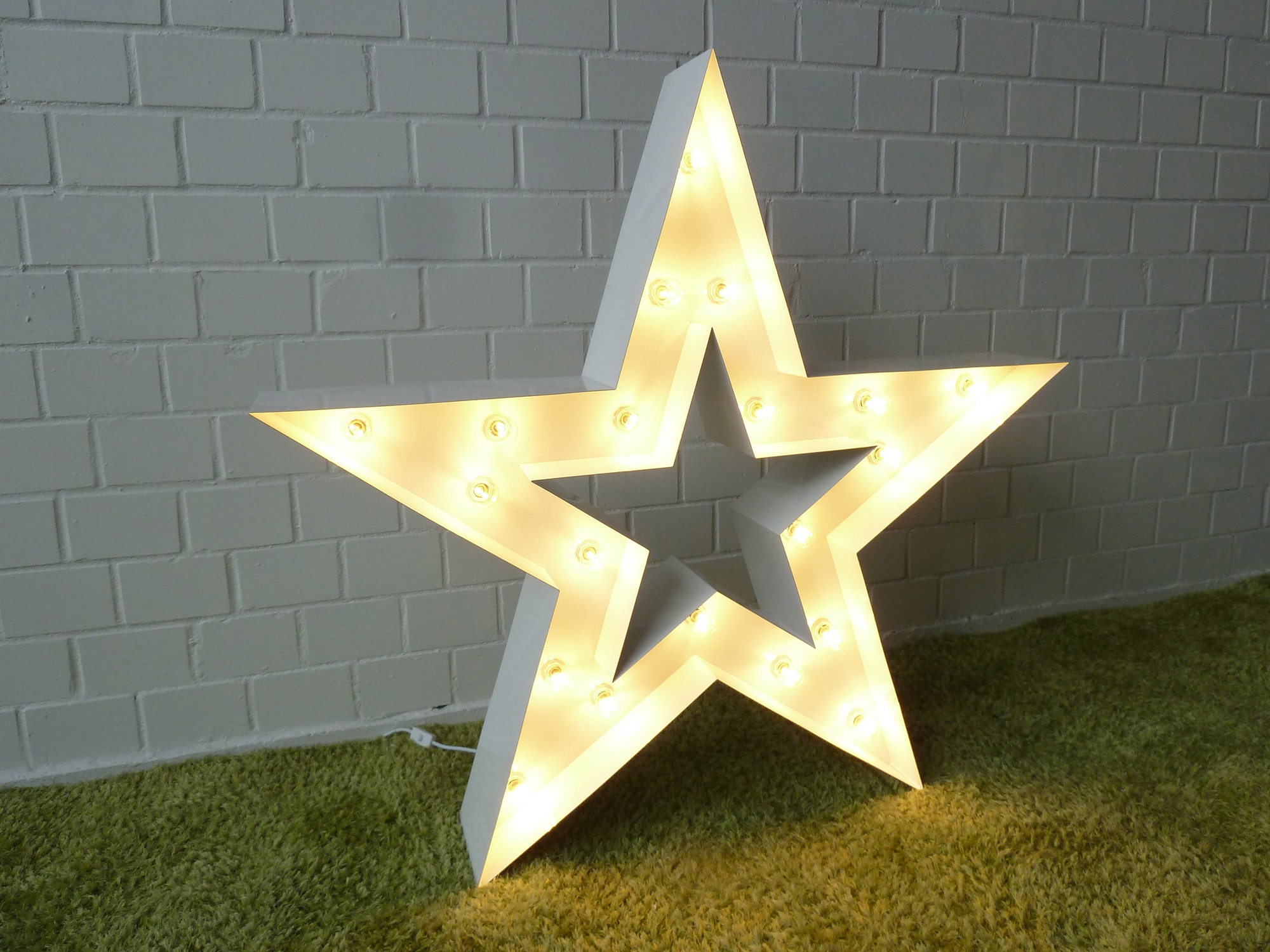MARQUEE LIGHTS LED Dekolicht »Star«, 20 flammig, Leuchtmittel E14 | ohne Leuchtmittel, Wandlampe, Tischlampe Stern 20 Leuchtmittel E14 (exkl.) - 122x122 cm
