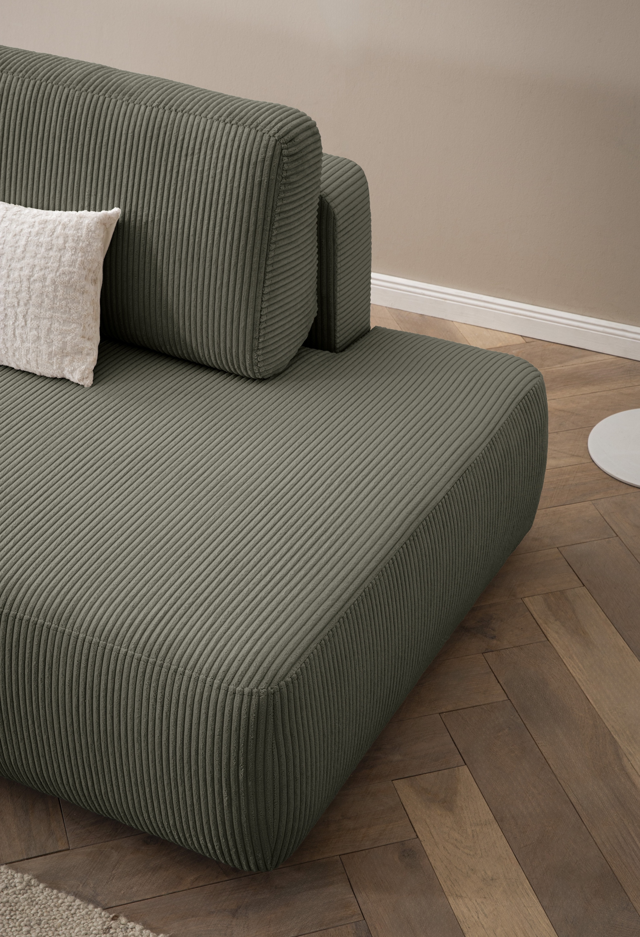 INOSIGN Ecksofa »TORGE, Schlafsofa Cord, Samtvelours u. Strukur fein, Couch in L-Form«, Schlaffunktion und Bettkasten, Liegefläche: 210x125 cm, neues Design