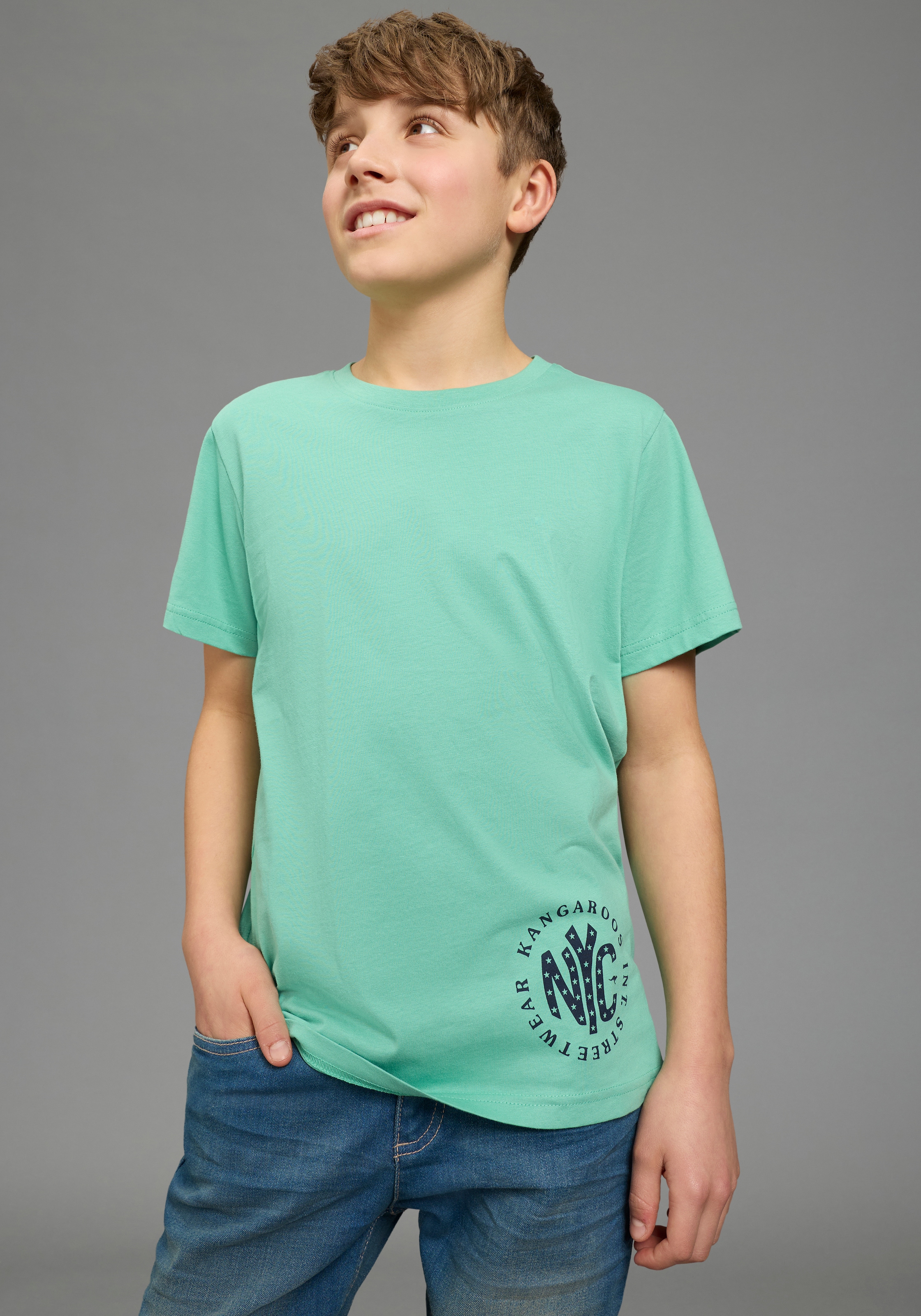 KangaROOS T-Shirt »Kangaroos 2er Pack T-Shirts« Packung, 2, 2 tlg. Basic Passform, mit Rundhalsausschnitt, bedruckt, aus Baumwolle