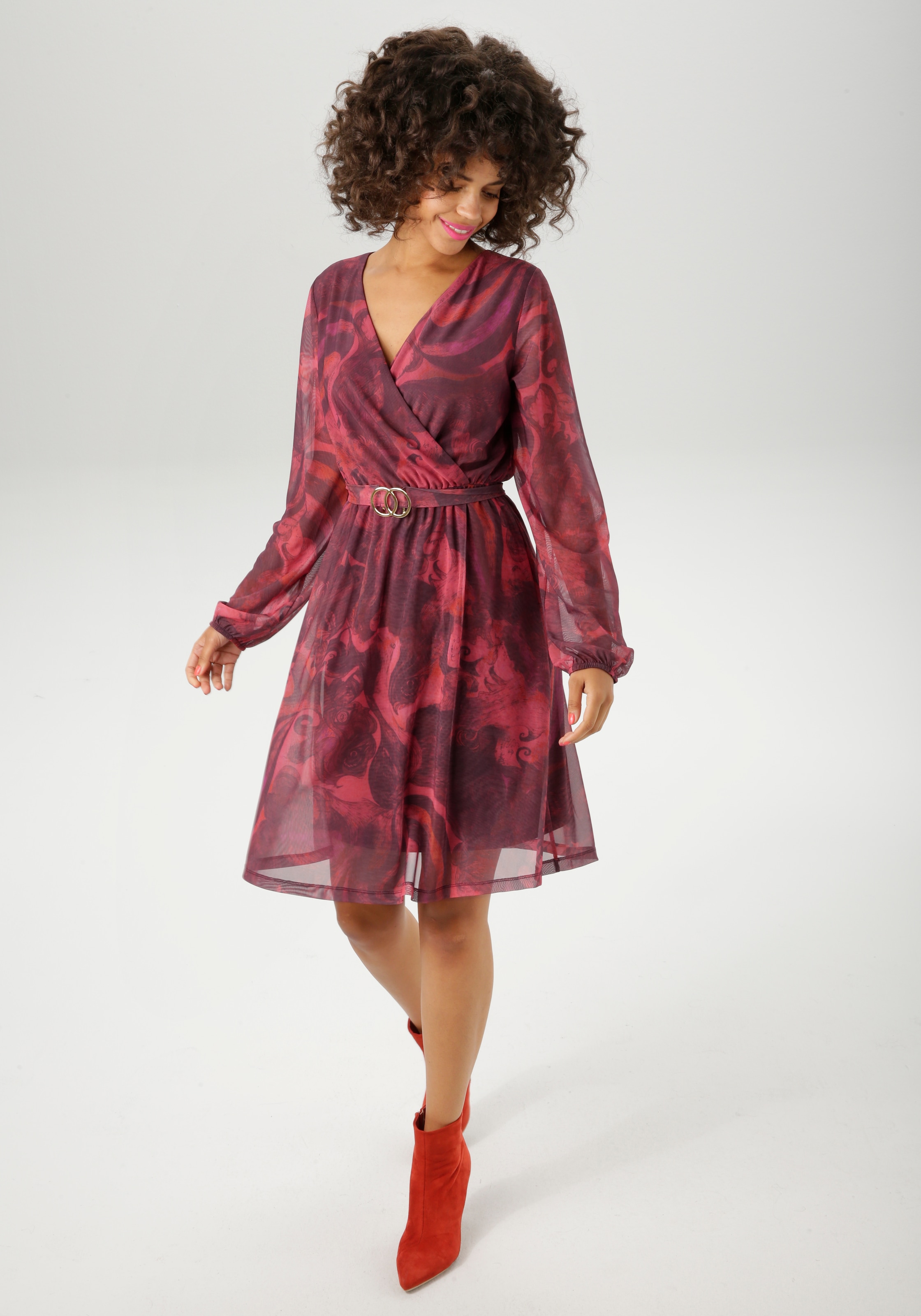 Aniston CASUAL Blusenkleid, mit dekorativer Brosche am fixiertem Bindegürtel - NEUE KOLLEKTION