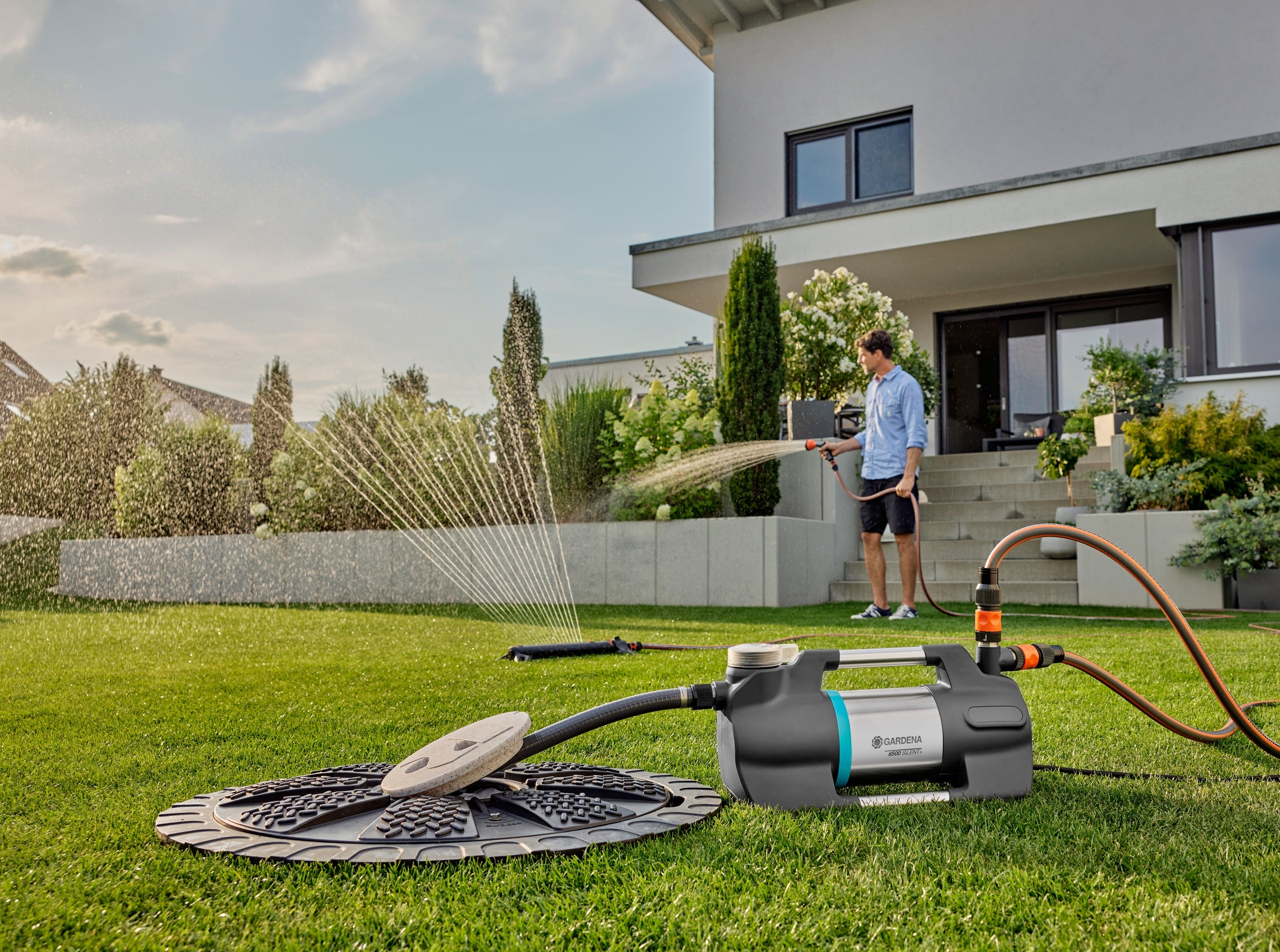 GARDENA Gartenpumpe »5600 Silent+«, besonders geräuscharm, 5600 l/h, 900 W