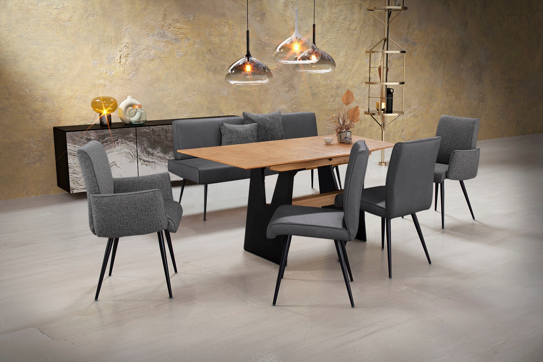 K+W Komfort & Wohnen Essgruppe »Giacomo I«, (6 tlg., Polsterbank, 2 Stühle und 2 Armlehnenstühle), 2 Stühle und Bank, 2 Armlehnenstühle Stoff 775, Tisch 160 oder 180 cm