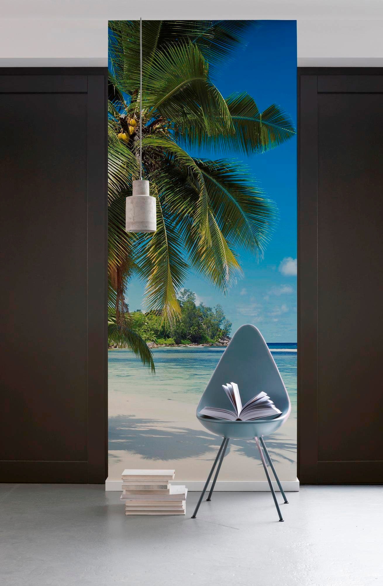 Komar Vliestapete »Digitaldruck Vlies - Coconut Bay - Größe 100 x 280 cm«, günstig online kaufen