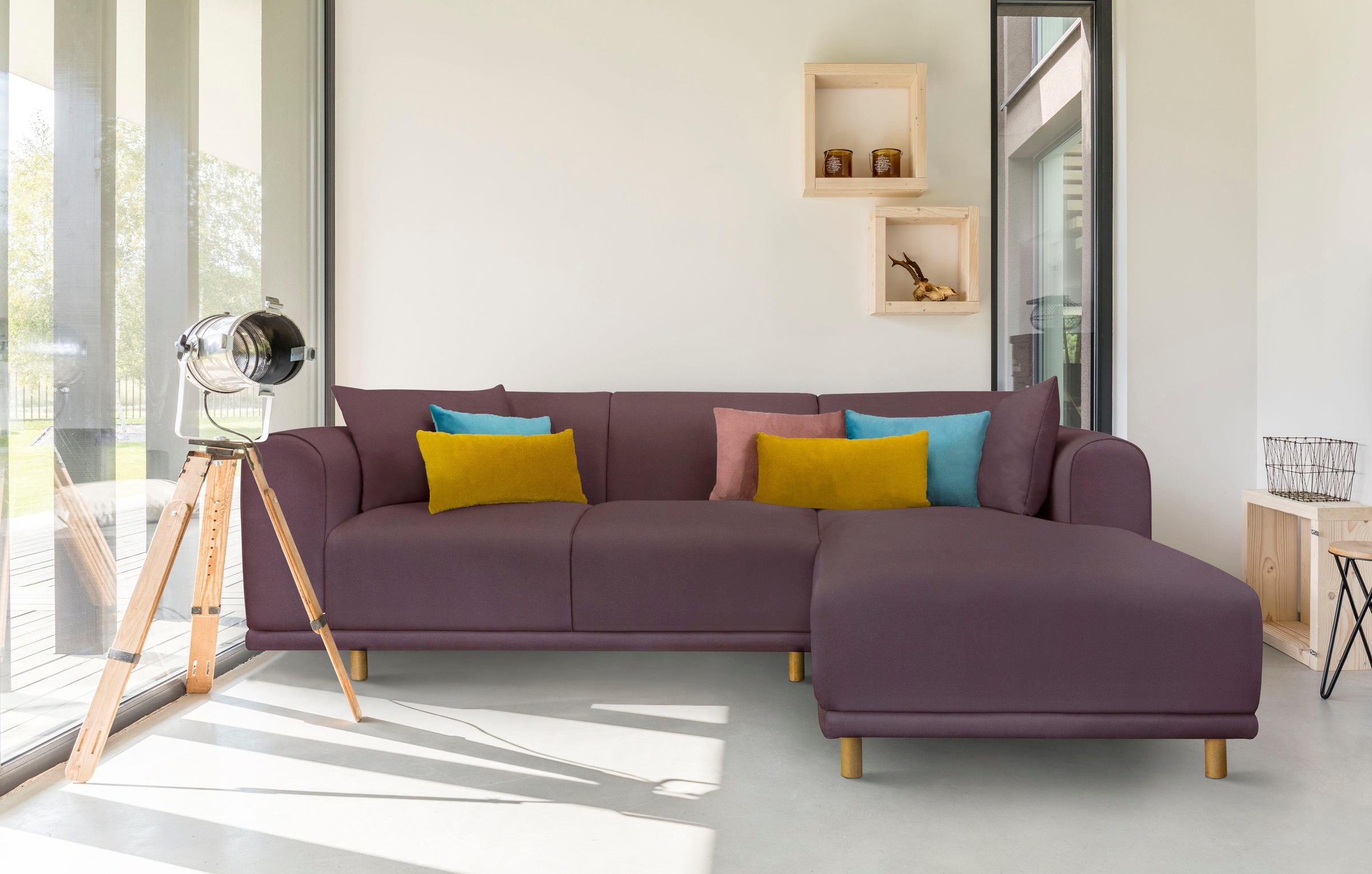 andas Ecksofa »Maroon L-Form«, in skandinavischem Design, mit losen Kissen