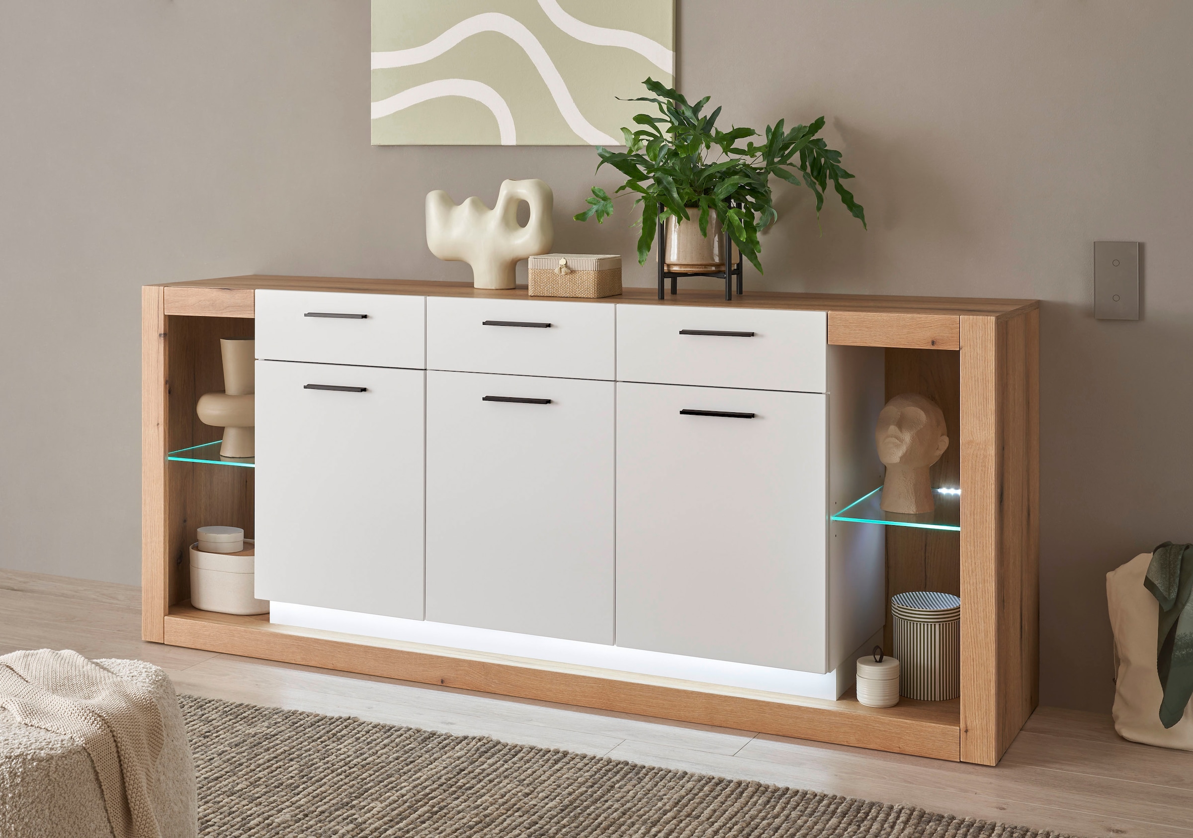 INOSIGN Sideboard »Brixen, moderne Kommode, Stauraumelement in Eiche Evoke Dekor«, Metallgriffe, ausreichend Stauraum, vielseitig einsetzbar