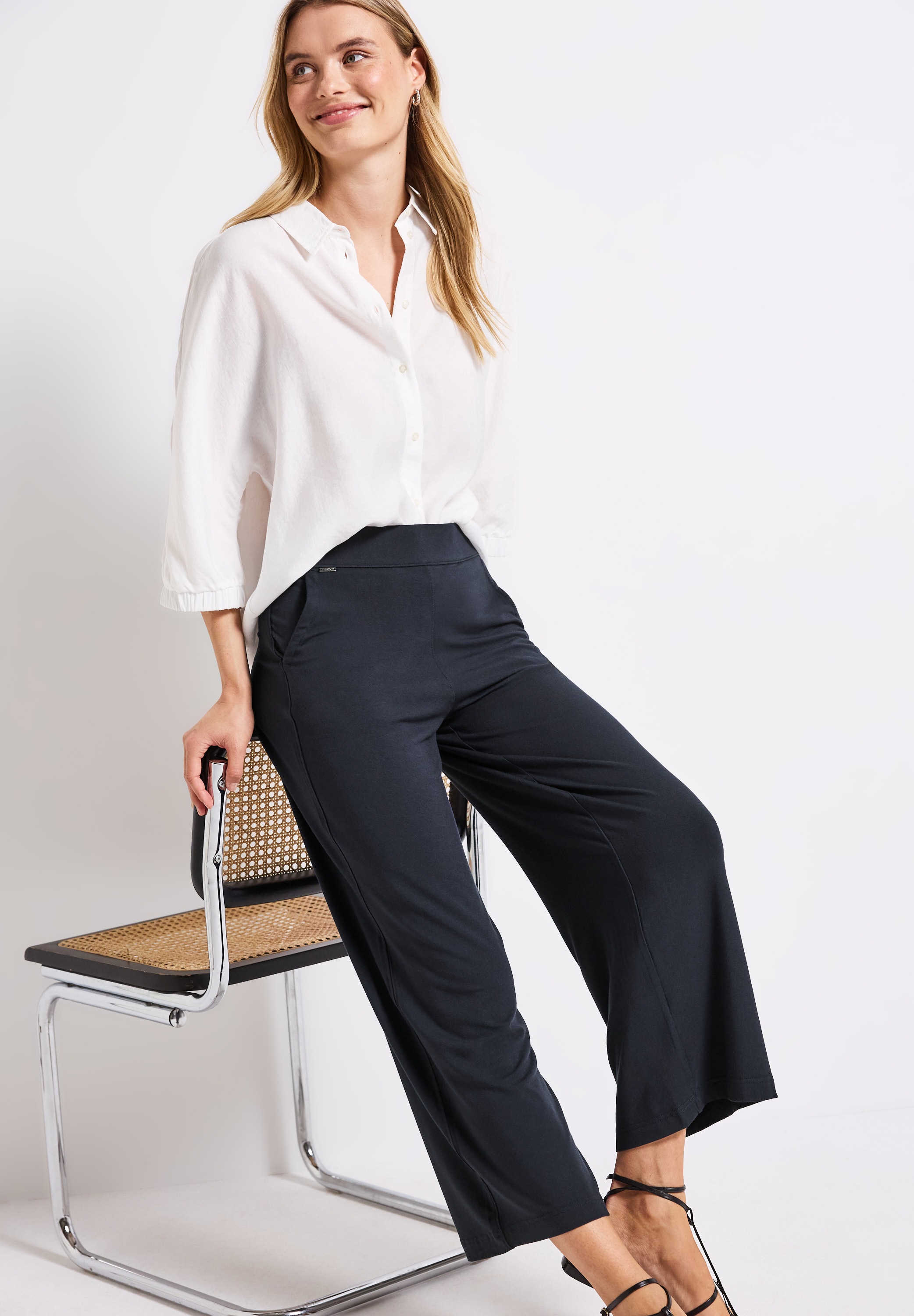 STREET ONE Stoffhose »Style EMEE«, 7/8-Länge und seitliche Taschen