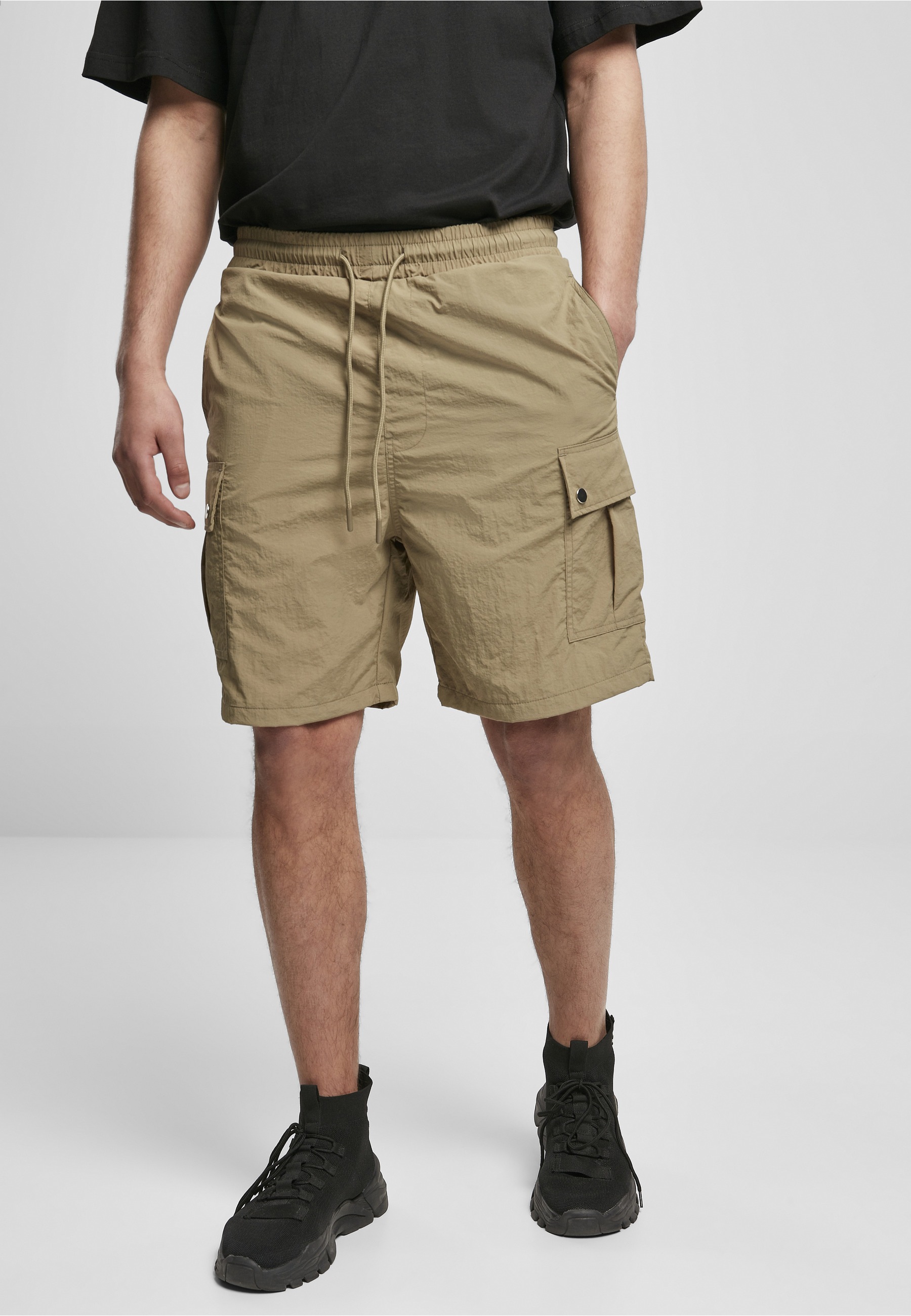 URBAN CLASSICS Cargohose »Urban Classics Herren Nylon Cargo Shorts«