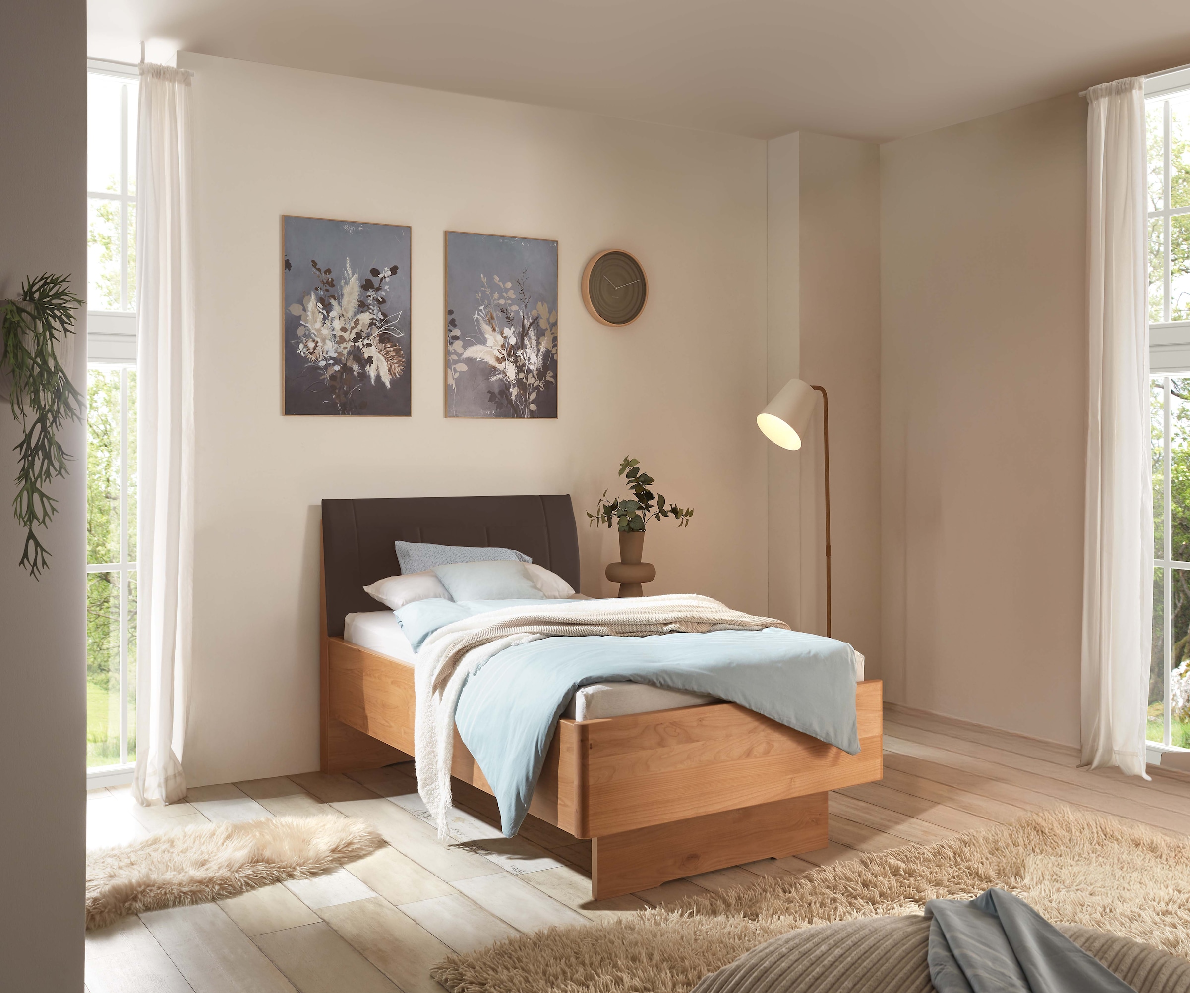 WIEMANN Holzbett »Cardiff, Bettgestell, Bettrahmen, teilmassiv, mit Polsterkopfteil«, (Belastbarkeit 110/220 Kg, 4-fache höhenverstellbar, MADE IN GERMANY), Fußteil aus Massivholz, verschiedene Größen
