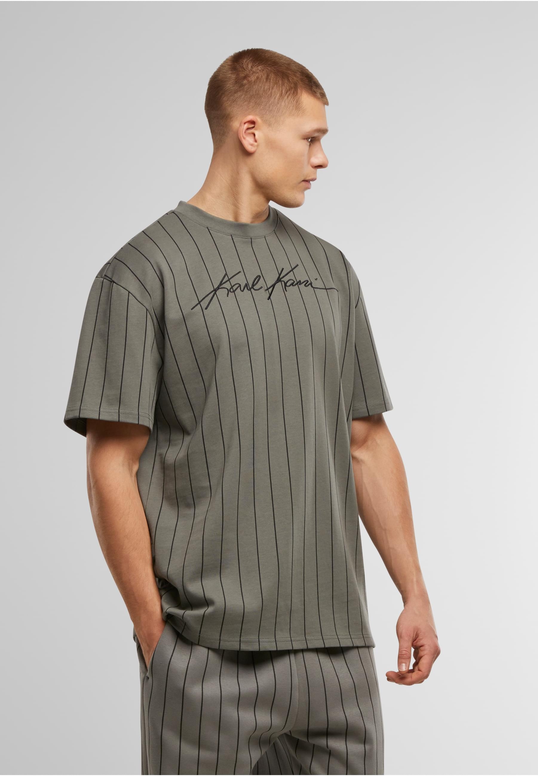Karl Kani T-Shirt »Karl Kani Autograph Pinstripe Jersey Boxy T-Shirt« 1 Stk. tlg.