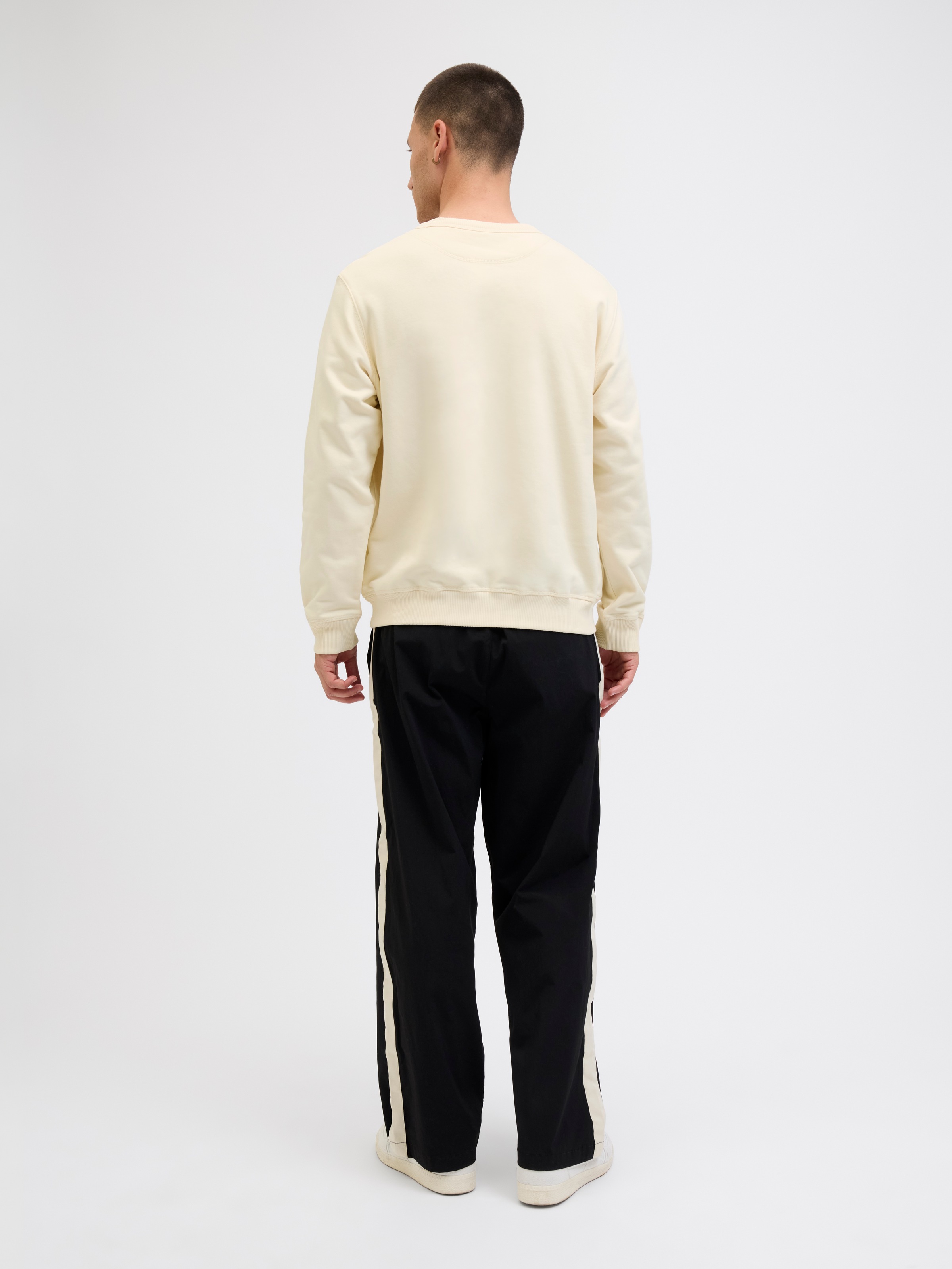 Jack & Jones Sweatshirt »JORNORREBRO EMB SWEAT CREW NOOS«