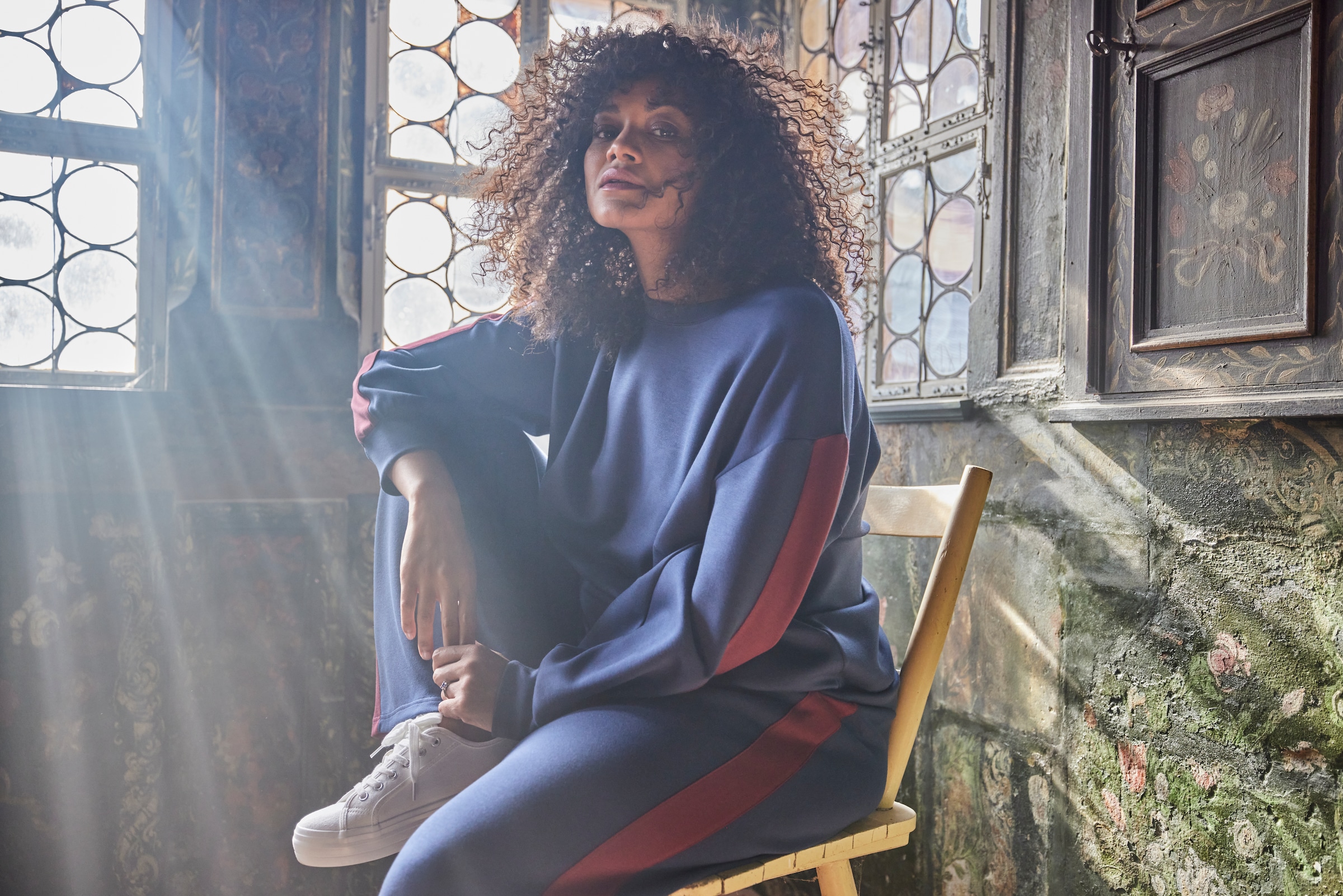 Aniston PLUS Sweathose, aus super weichen, elastischen Jersey-Qualität - NEUE KOLLEKTION