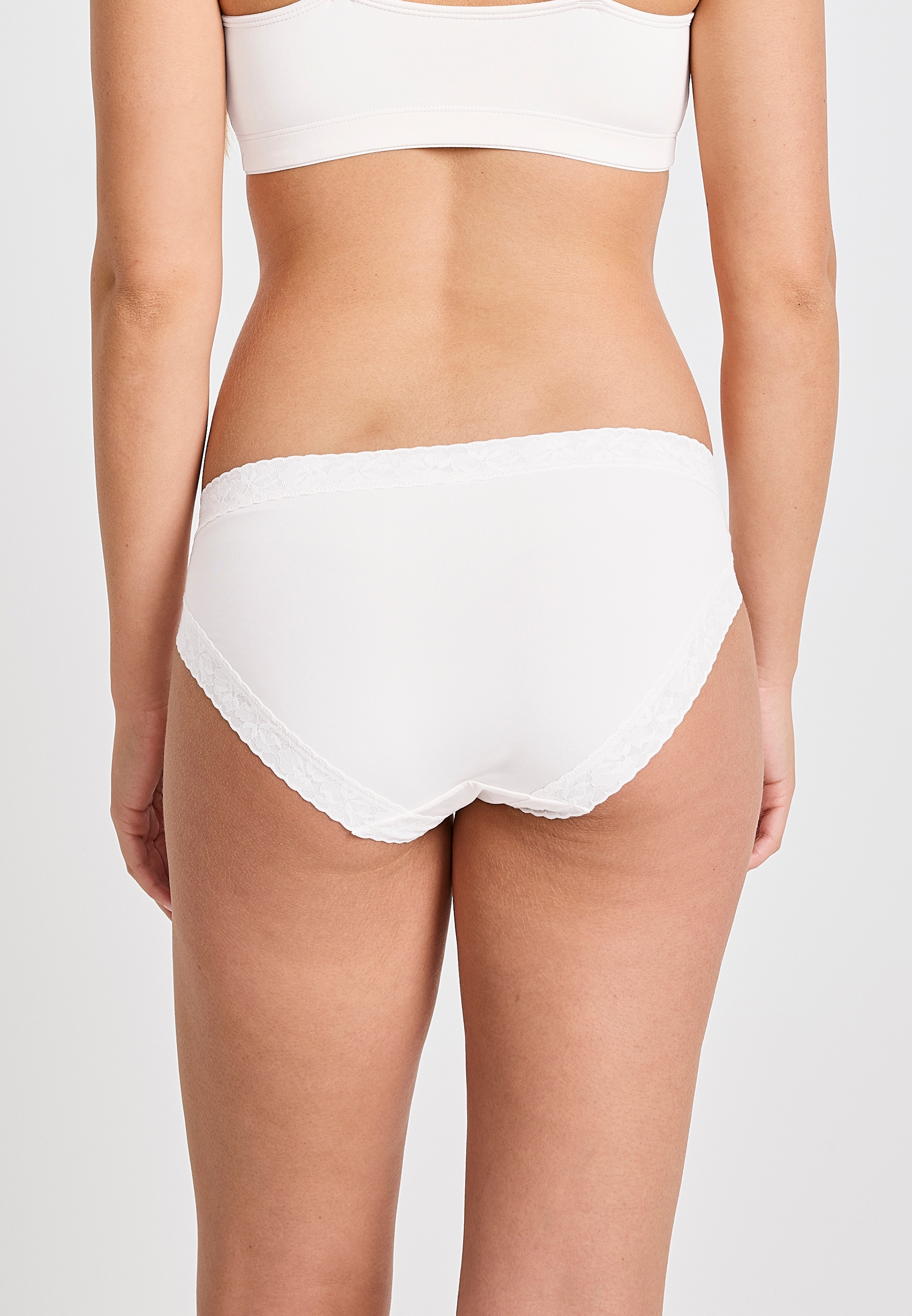 Jockey Bikinislip »Soft Stretch Lace« 3er Pack,  mit dezenter Spitze besetzt