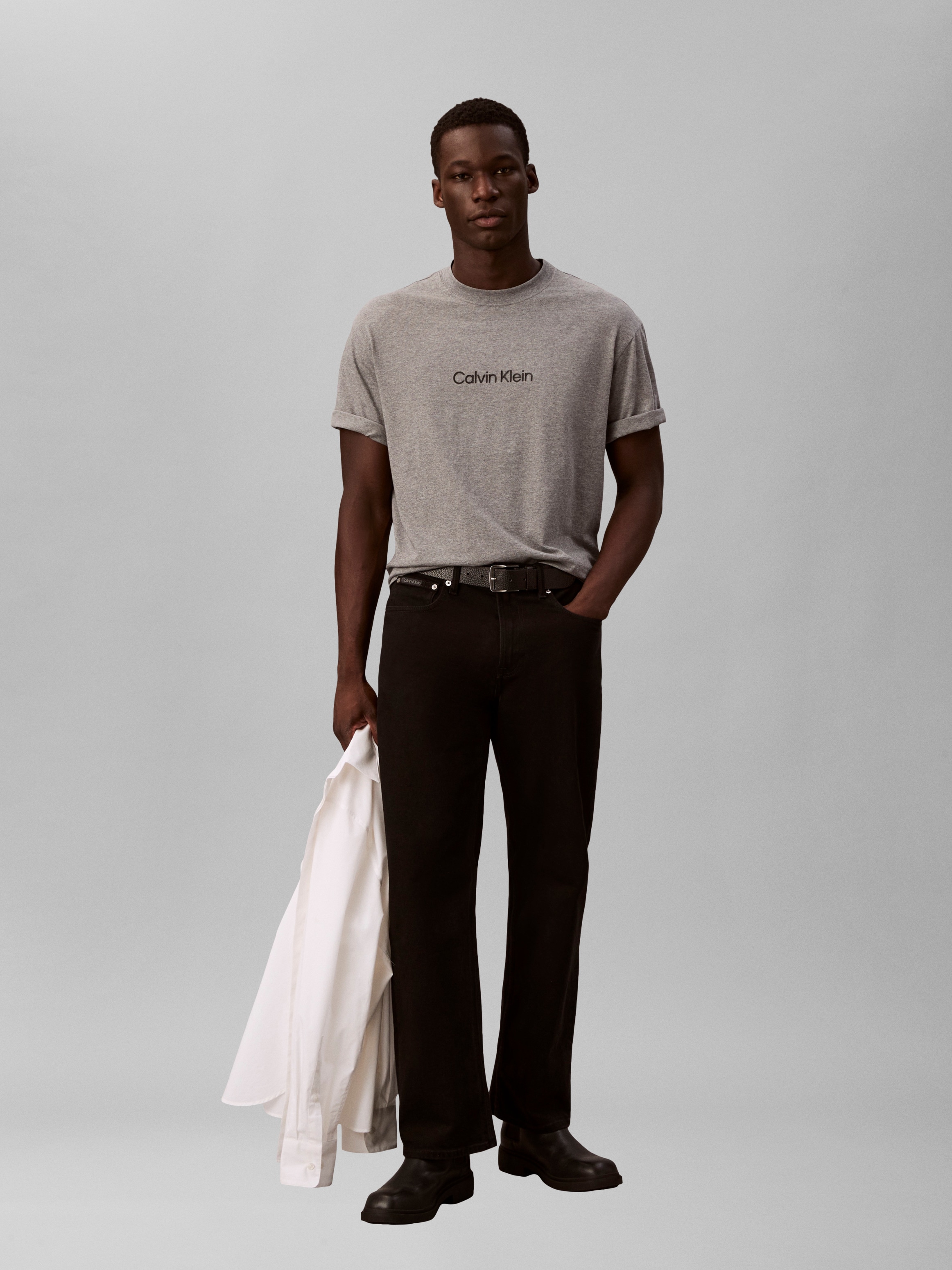 Calvin Klein T-Shirt »SS RLXD STANDARD LOGO CREWNK TEE«