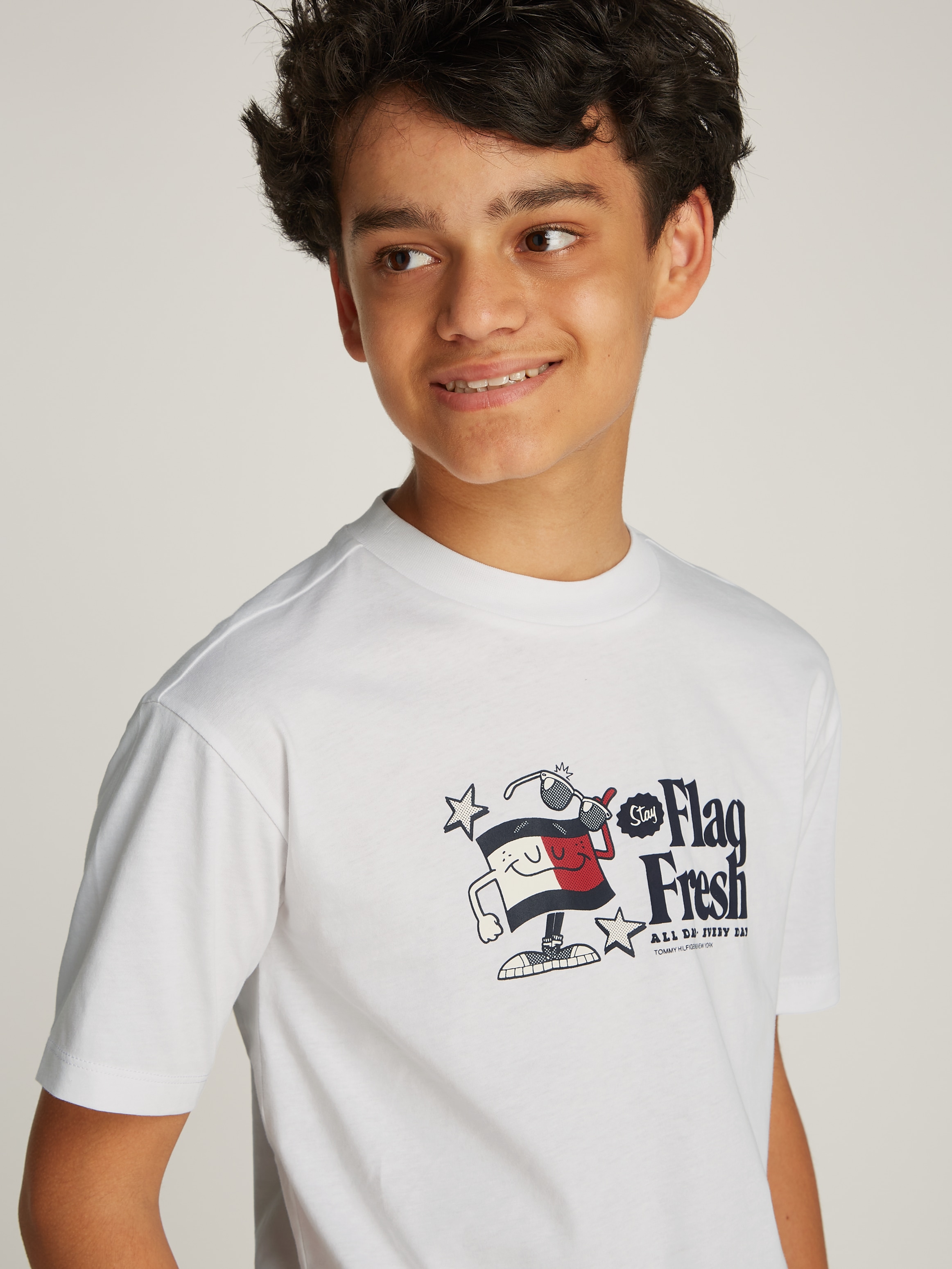 Tommy Hilfiger T-Shirt »FLAG FUN TEE SS«, mit Logodruck
