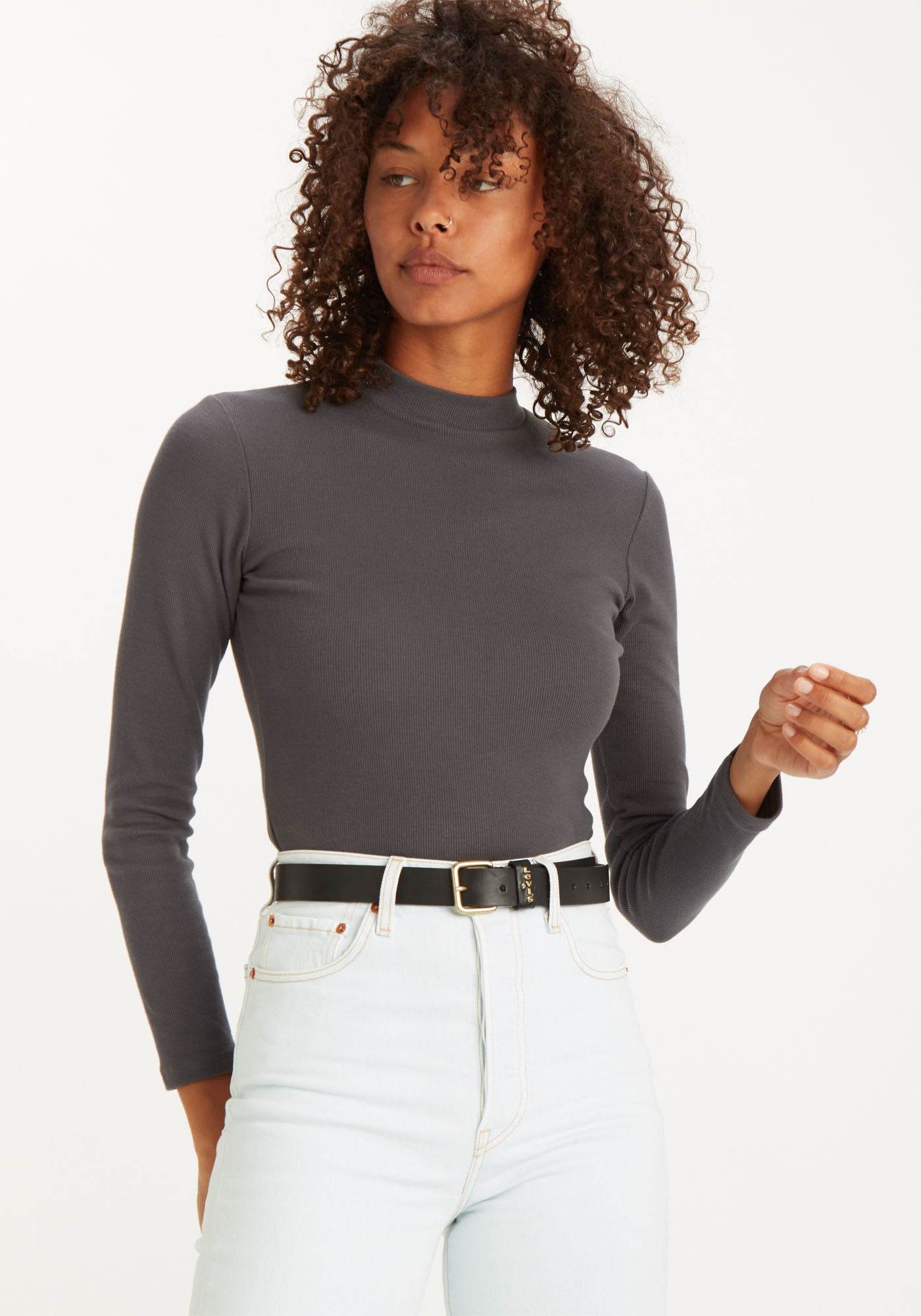 Levi's® Ledergürtel »CALYPSO«, mit eckiger Schließe und goldfarbenem Finish