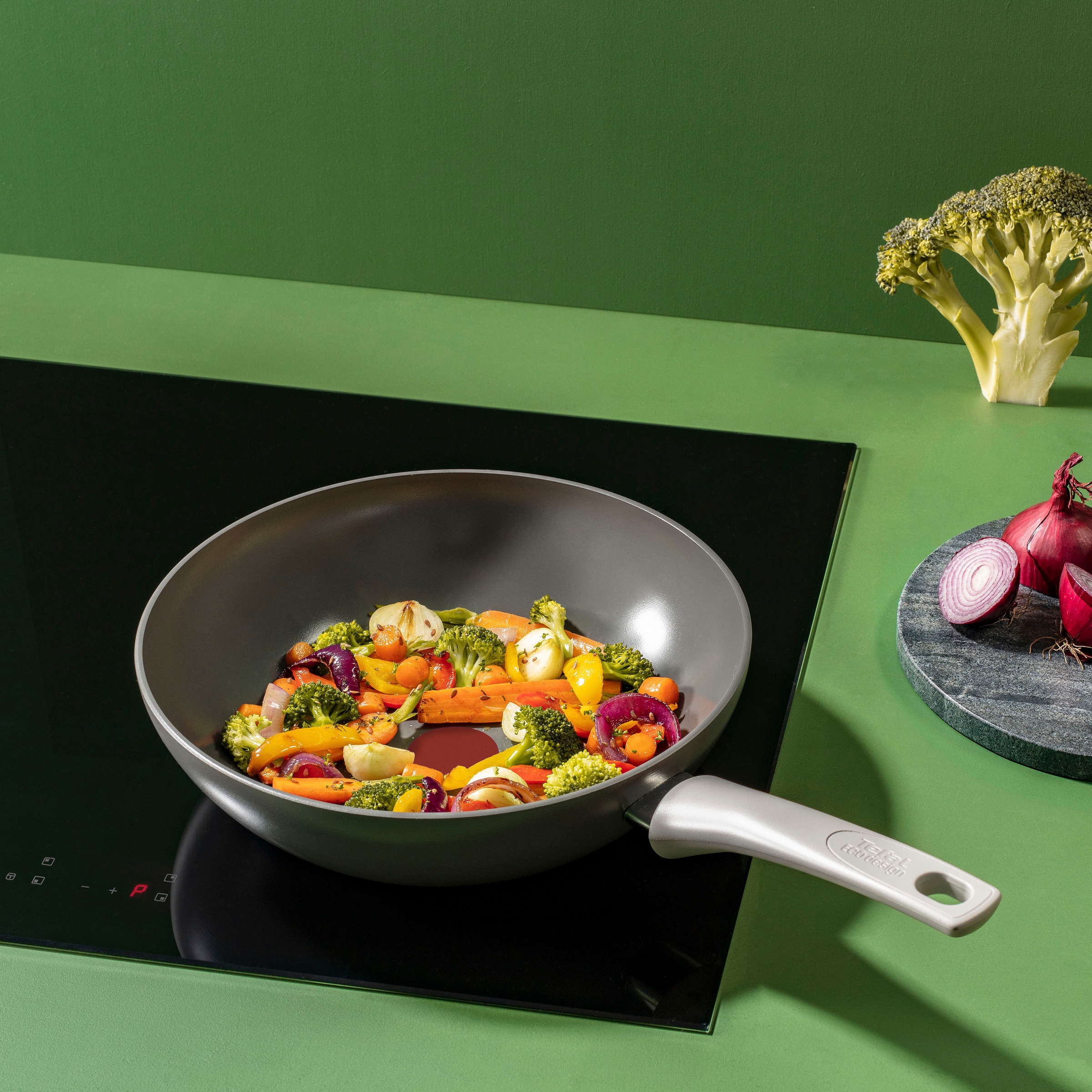 Tefal Wok »Renew On Wokpfanne Induktion Ø 28 cm«, Aluminium, (1 tlg.), umweltfreundlich recycelt, Thermo-Signal, für alle Herdarten