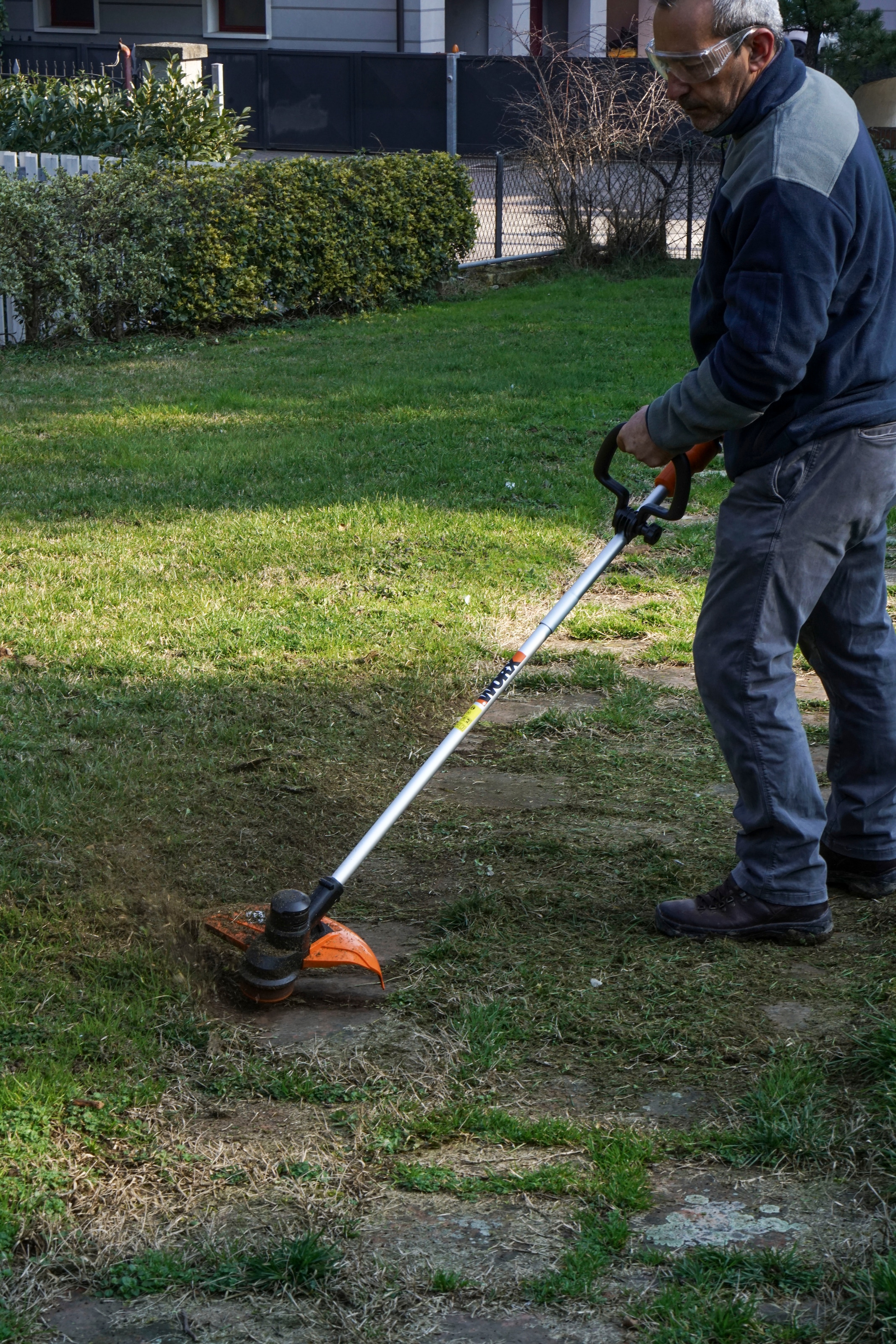 Worx Akku-Rasentrimmer »WG183E.9«, Doppelfaden, verstellbarer Griff, ohne Akku und Ladegerät