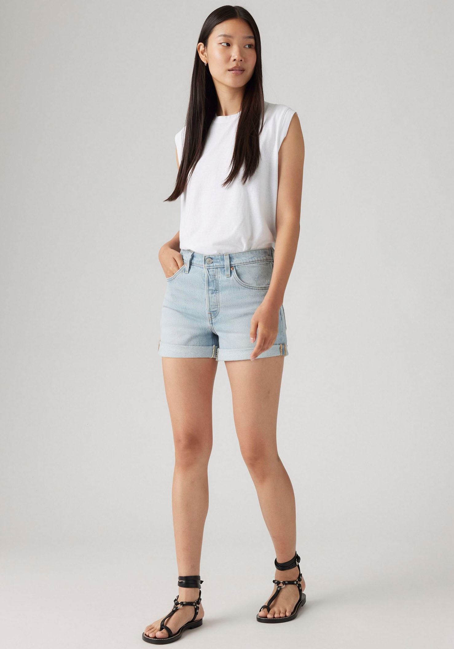 Levi's® Jeansshorts »501 Short Long«, Sommerhose Mit Knopfverschluss und krempelbarem Saum