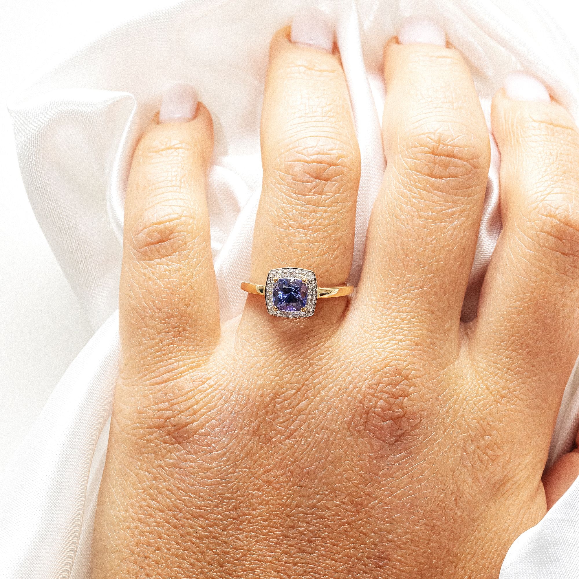 Vivance Fingerring »585 Gold mit echtem Tansanit und Brillant 0,109ct.«