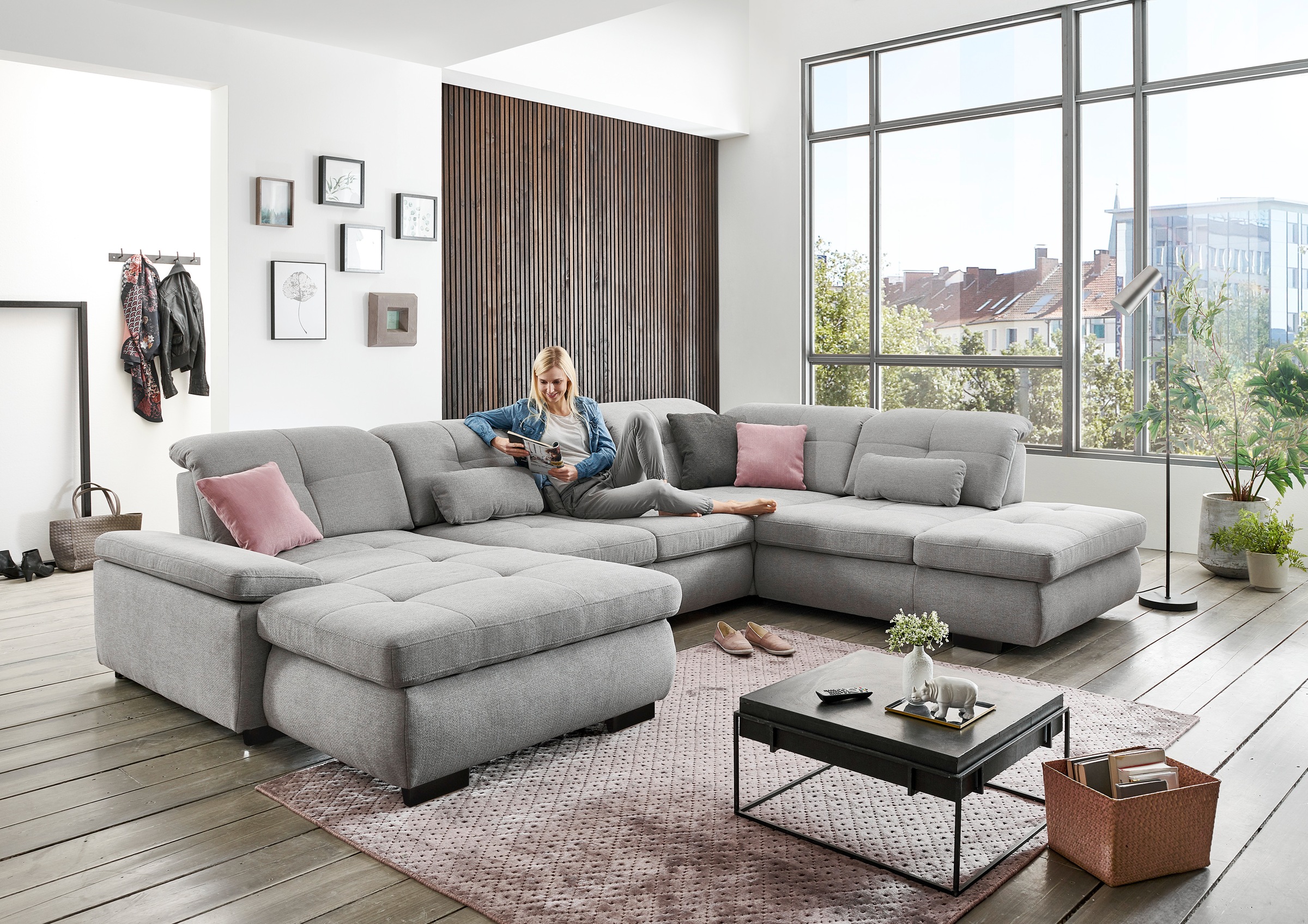 Die PlanBar Ecksofa »MP-IN16012 L-Form, mit Federkern-Polsterung«, inkl. Sitztiefenverstellung wahlweise mit weiteren Funktionen