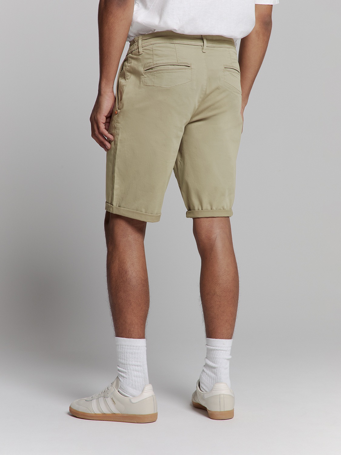 NO EXCESS Chinohose »No Excess Chino-Shorts«