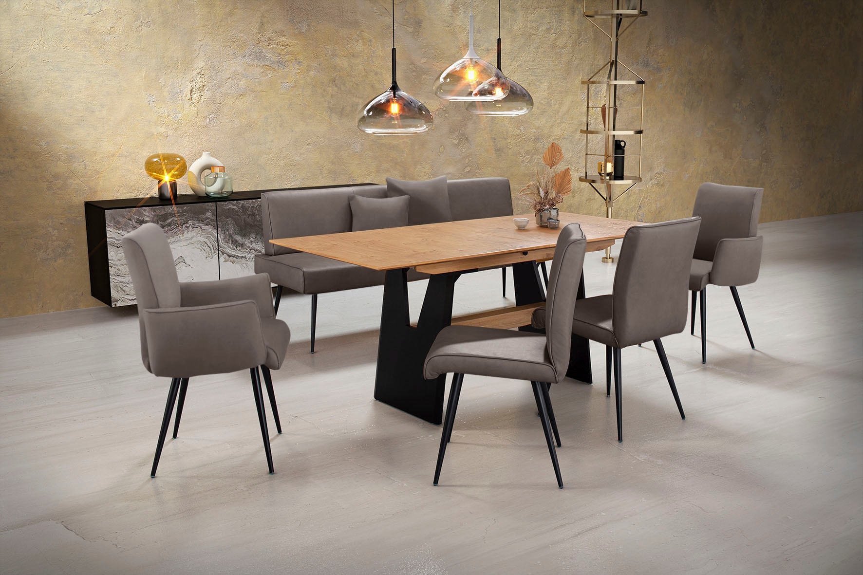 K+W KOMFORT & WOHNEN Essgruppe »Giacomo I« 6 Stk. tlg. 2 Stühle und 2 Armlehnenstühle, Polsterbankbreite 200cm oder 177cm sattel +