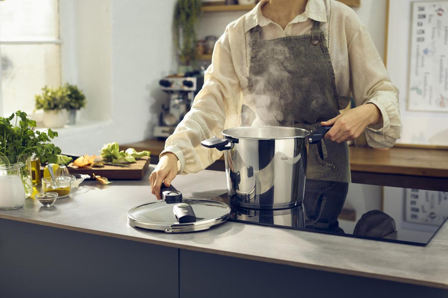 Fissler Schnellkochtopf »Vitaquick®Elemental Dampfkochtopf Premium Drucktopf« 1 tlg. Edelstahl 18/10