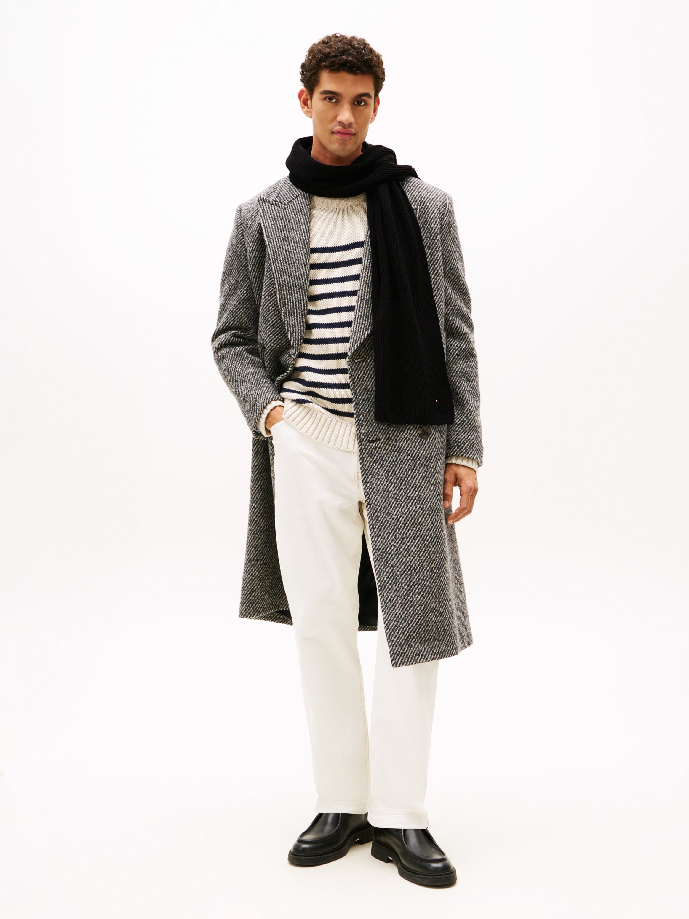 Tommy Hilfiger Strickschal »TH FLAG PIMA COTTON CASH SCARF«, mit Logostickerei, mit Kaschmiranteil Unisex