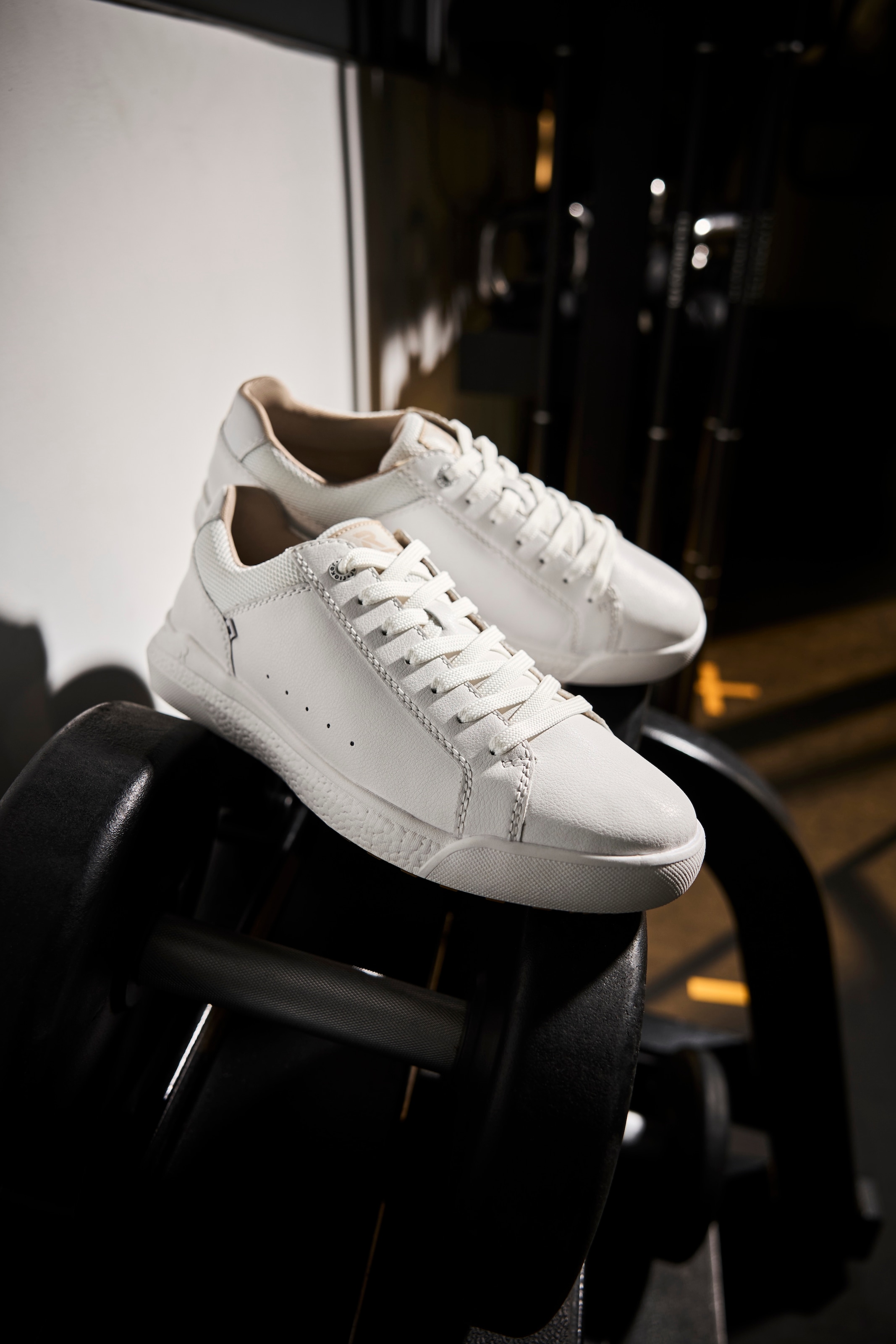 RIEKER Sport Sneaker, mit gepolstertem Schaftrand, Freizeitschuh, Halbschuh, Schnürschuh