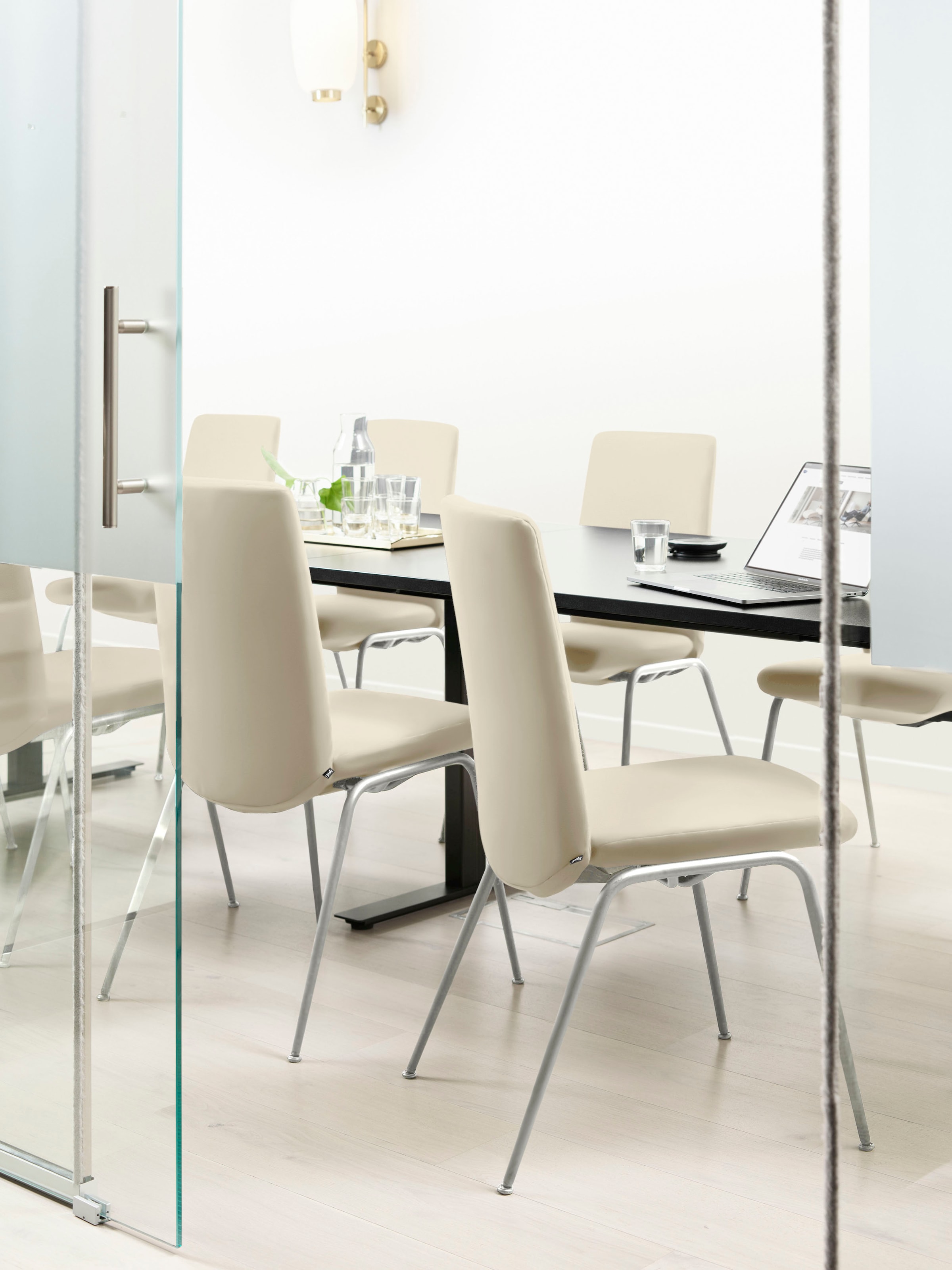 Stressless® Polsterstuhl »Laurel« () Low Back, Größe L, mit Beinen aus Stah günstig online kaufen