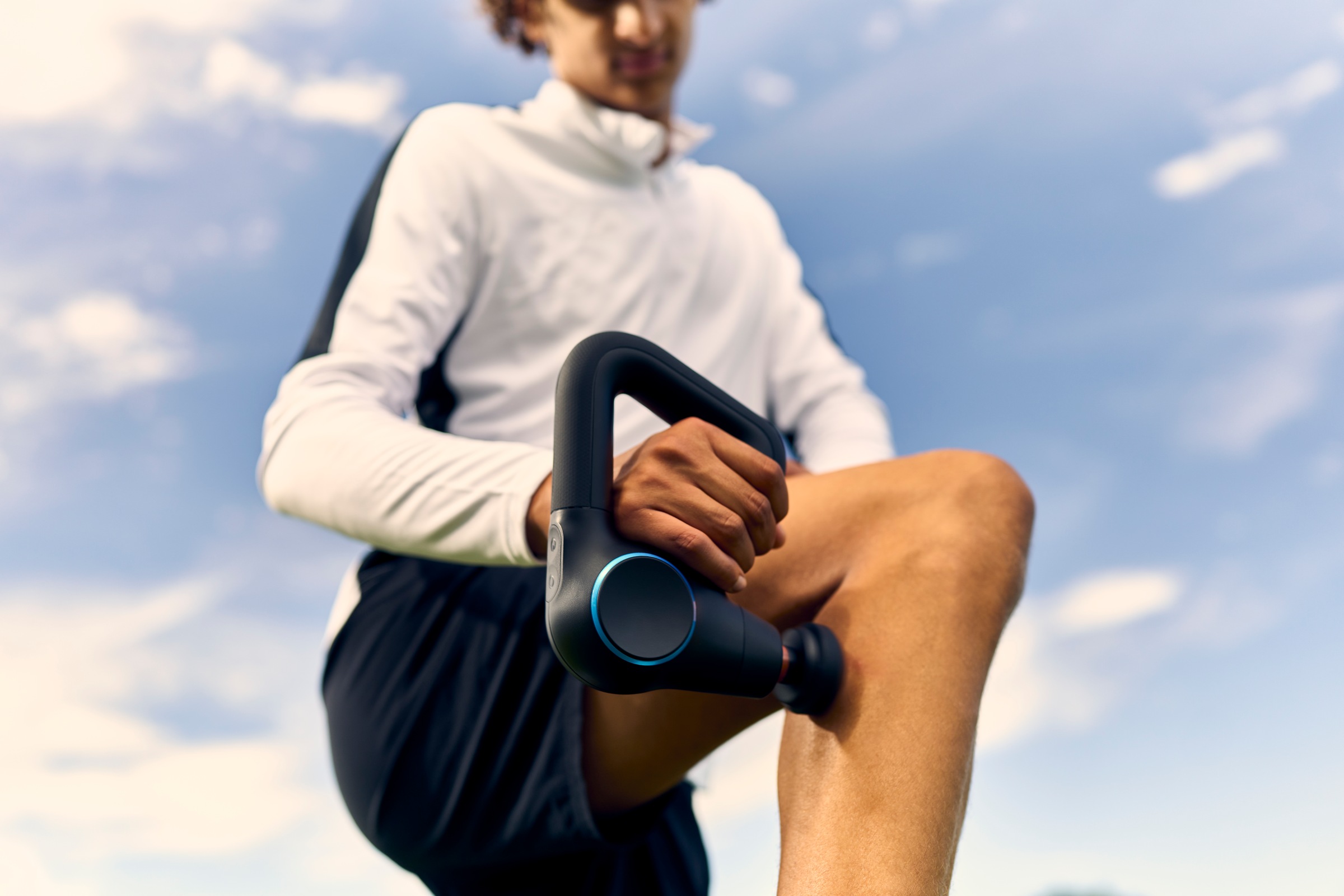 Therabody Massagepistole »Theragun Prime Plus Regeneration durch Perkussive Massage und Wärme«, wissensch. Erwiesen, 4 Aufsätze, App-Steuerung