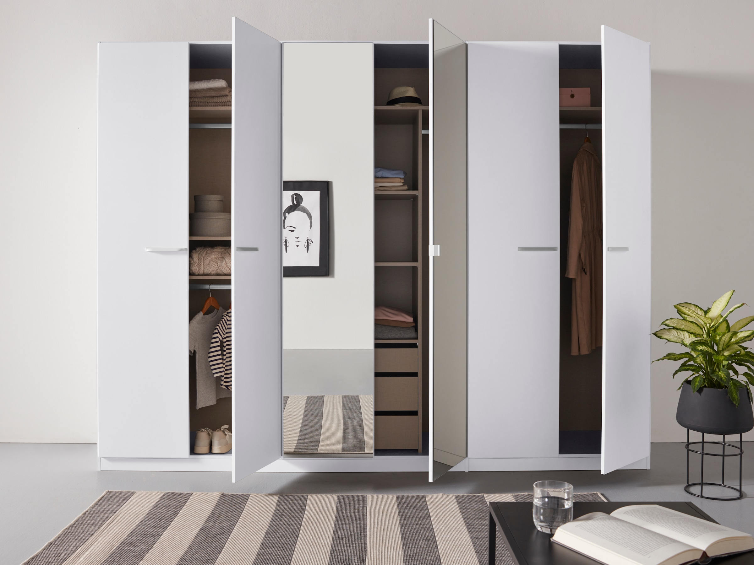 rauch Drehtürenschrank »Kleiderschrank Schrank Garderobe TOPSELLER OTELI inkl. Inneneinteilung«, mit 3 Innenschubladen extra Böden optional mit Spiegel MADE IN GERMANY