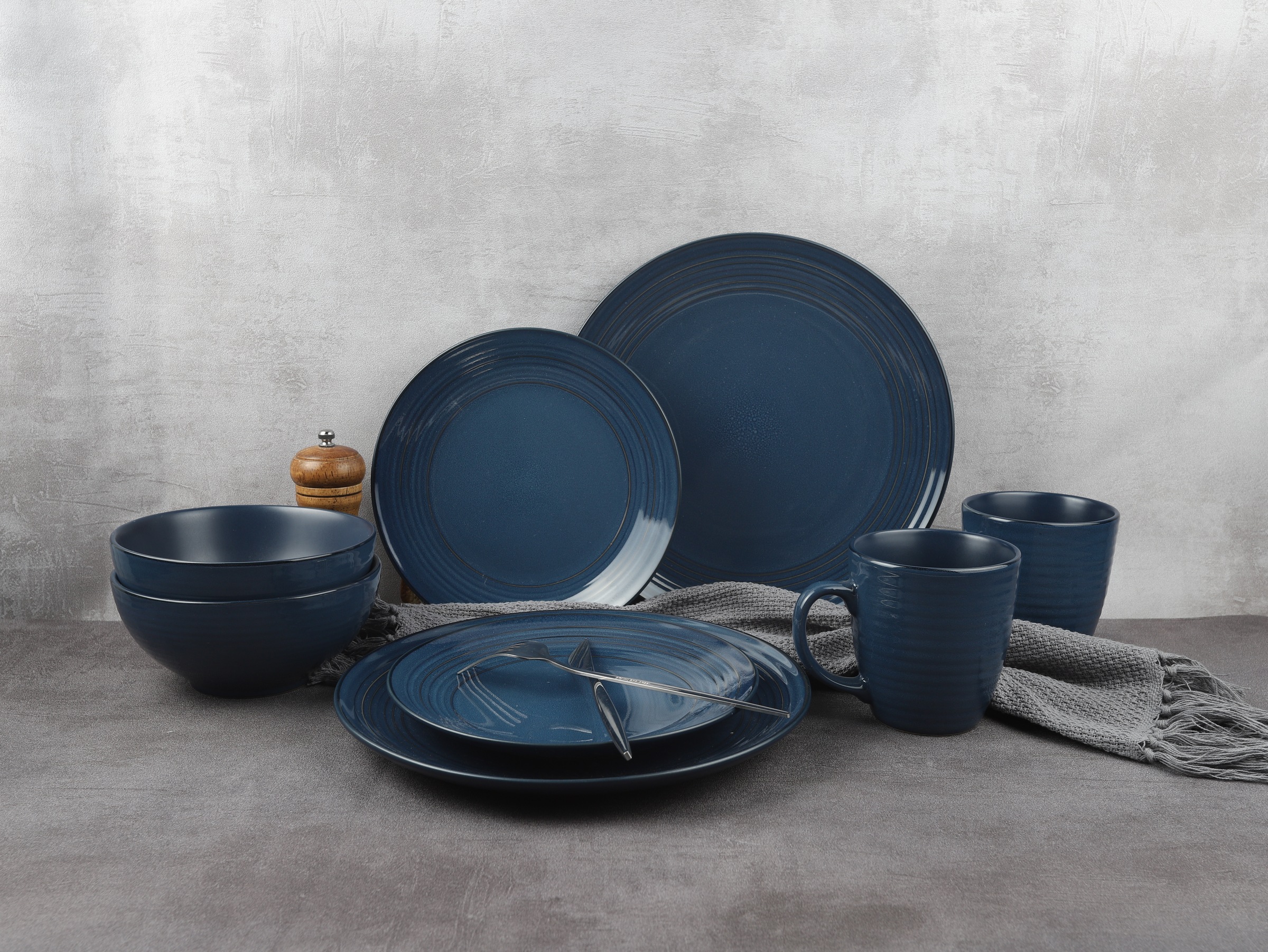 ECHTWERK Kombiservice »Alicia Modern-Design«, (Set, 16 tlg.)